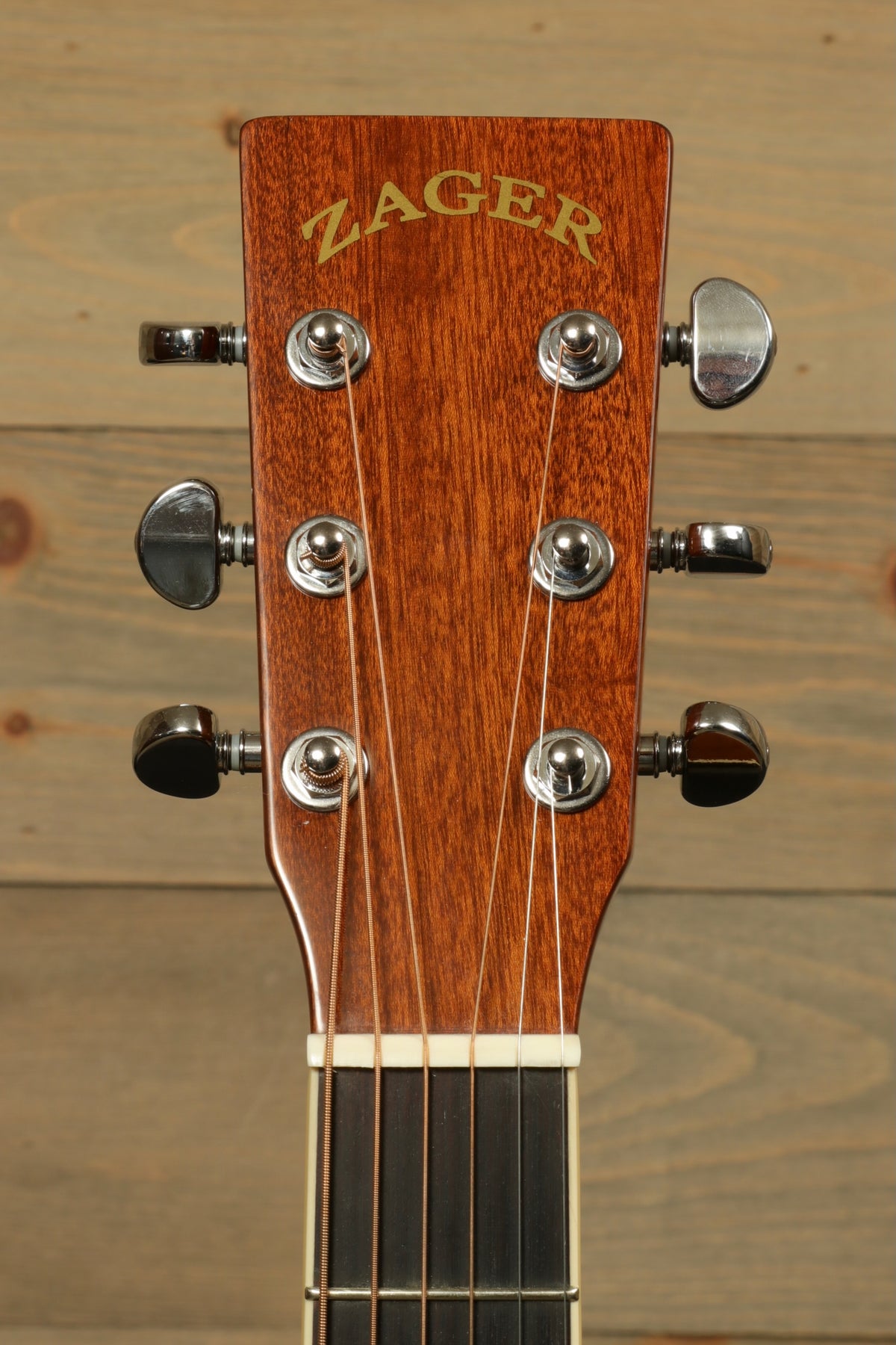Zager ZAD-50 OM/N with Hardshell Case (USED) Zager