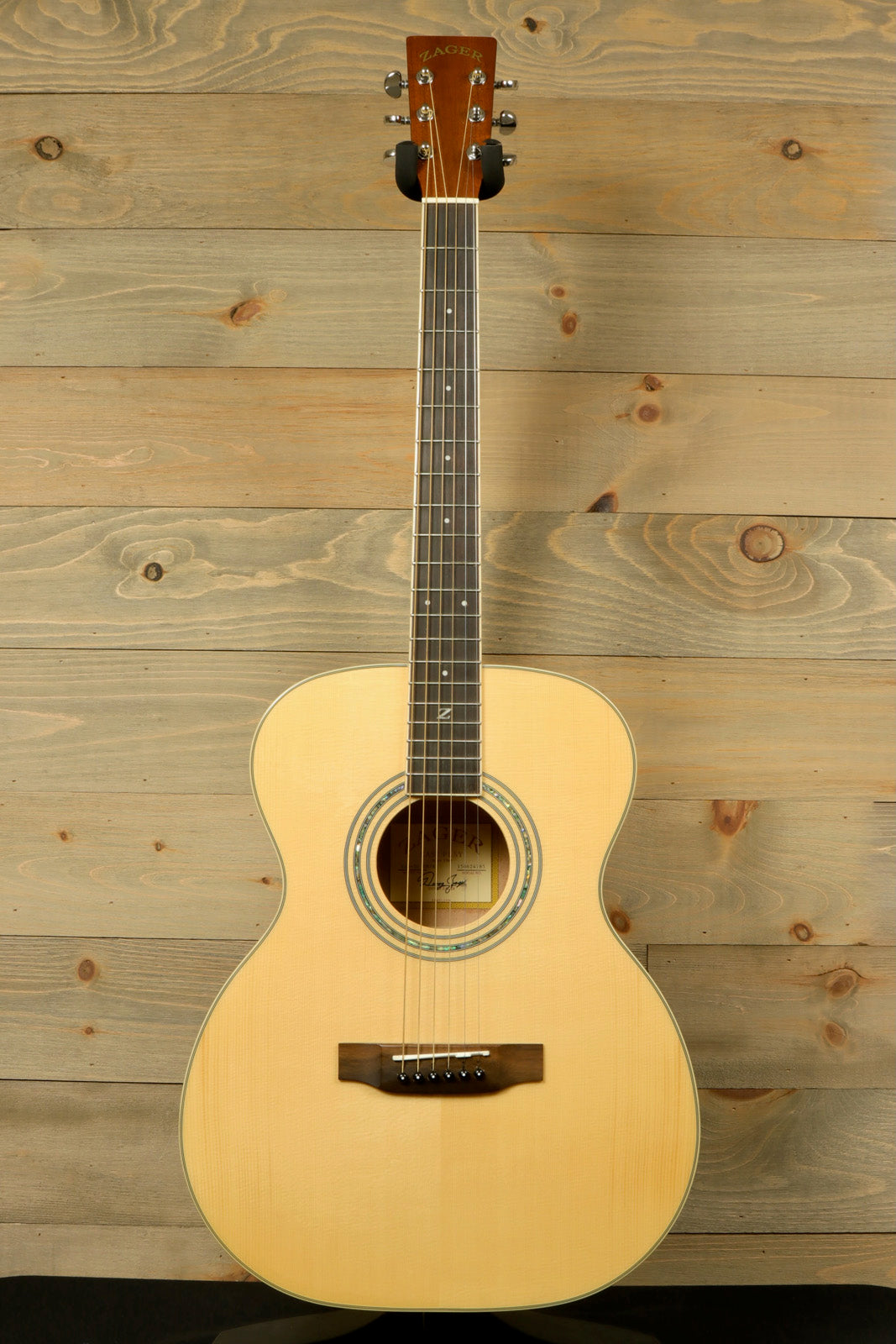 Zager ZAD-50 OM/N Acoustic Electric Guitar with Hardshell Case for musicians seeking top sound quality