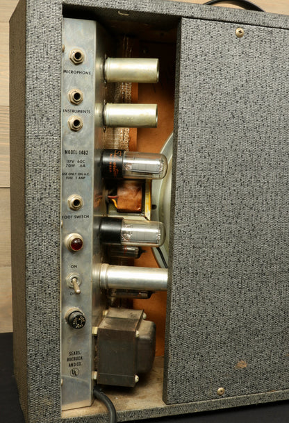 Silvertone Model 1482 Guitar Amp (USED)