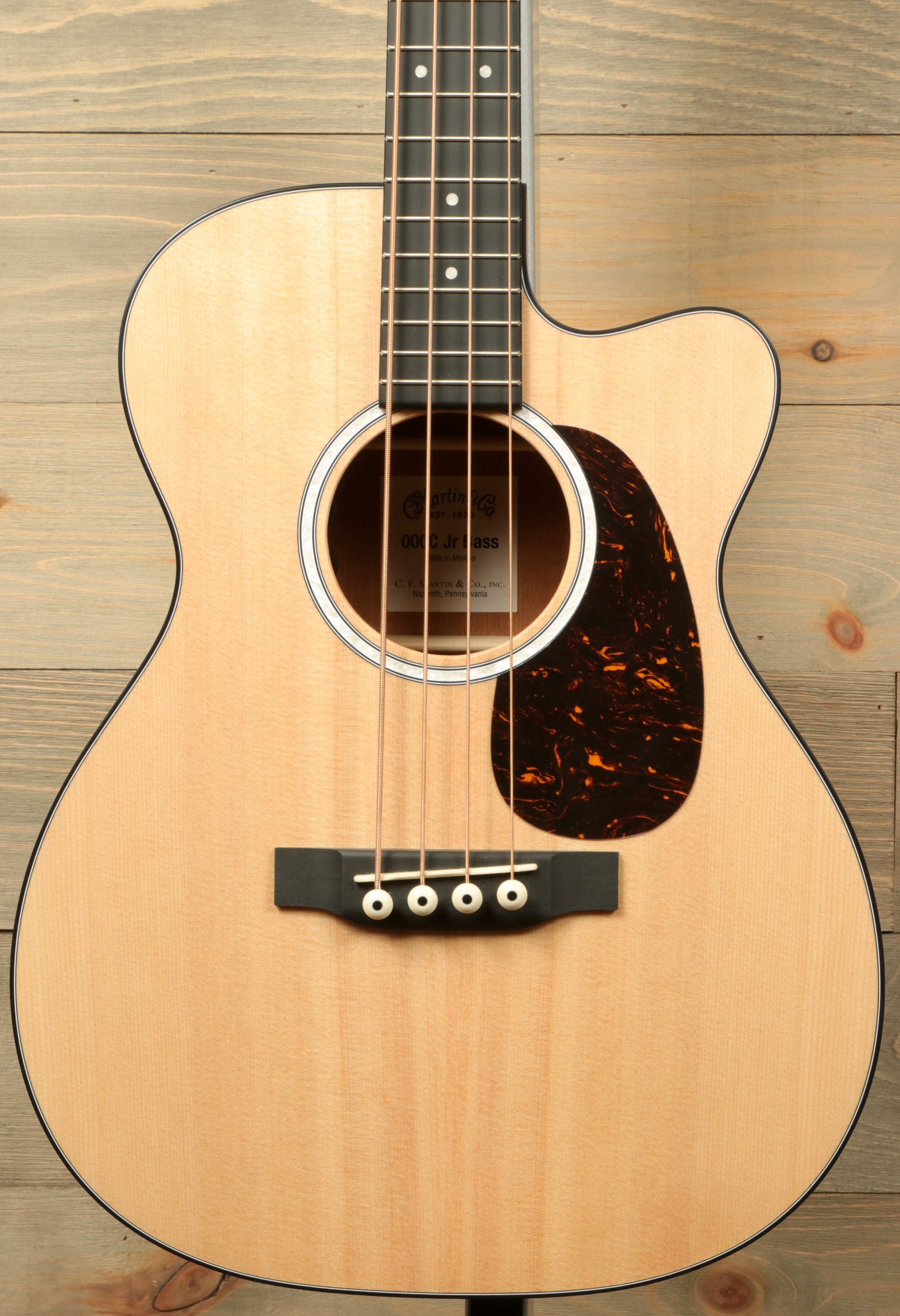 Martin 000CJr-10E Bass – Mojo's Music