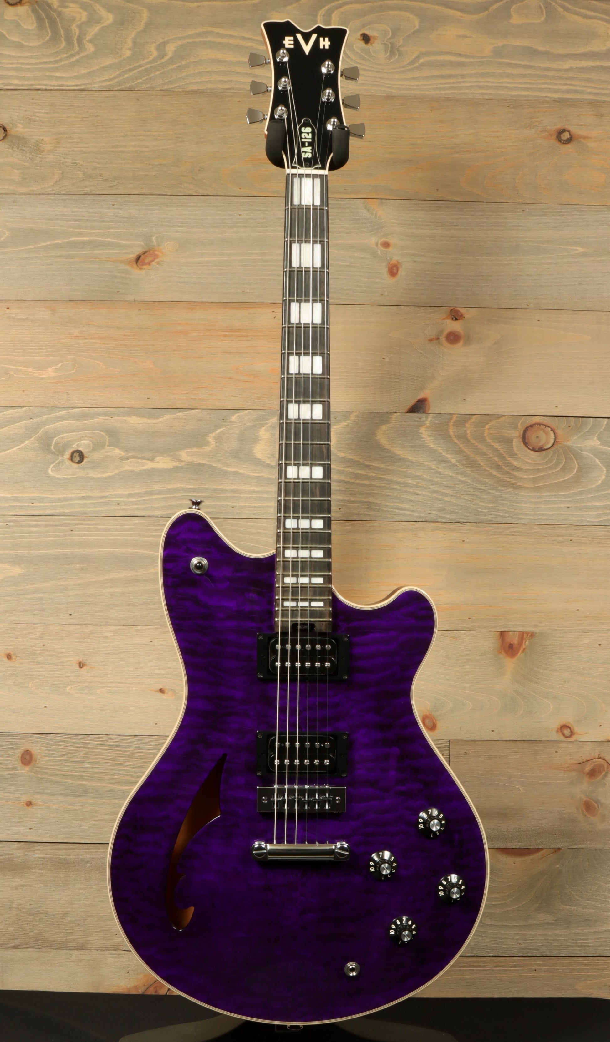 EVH SA126 Special QM, Trans Purple w/ Case