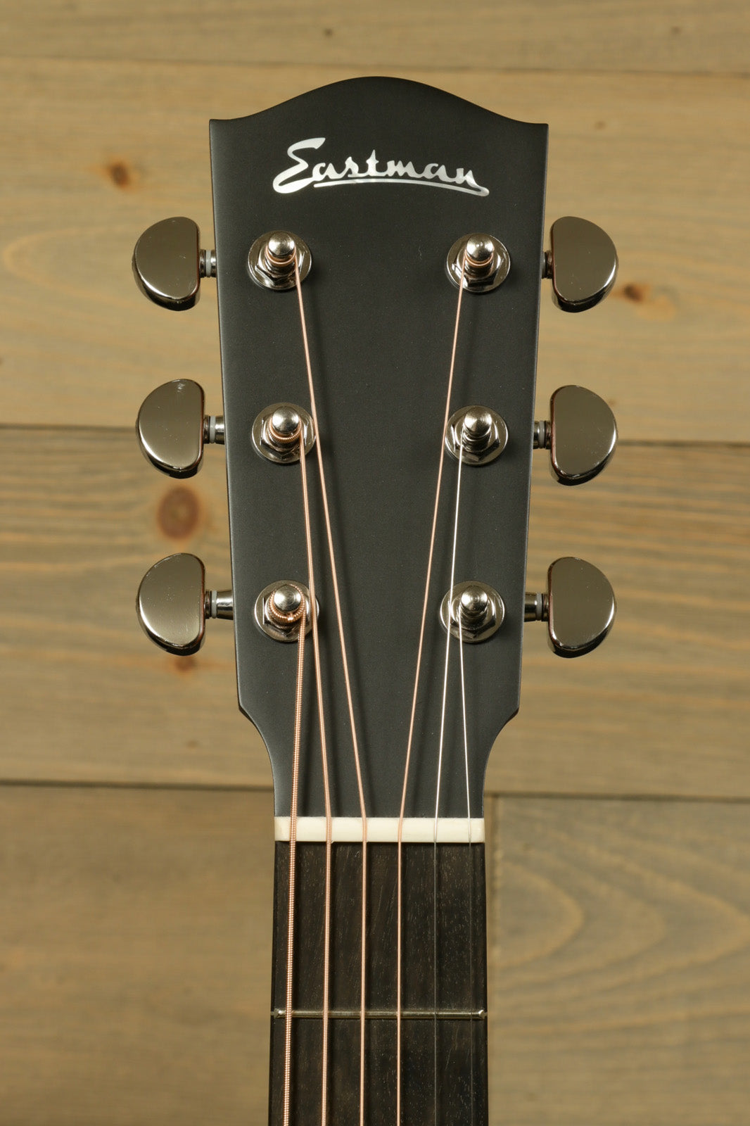 Eastman AC122-1CE-CLA