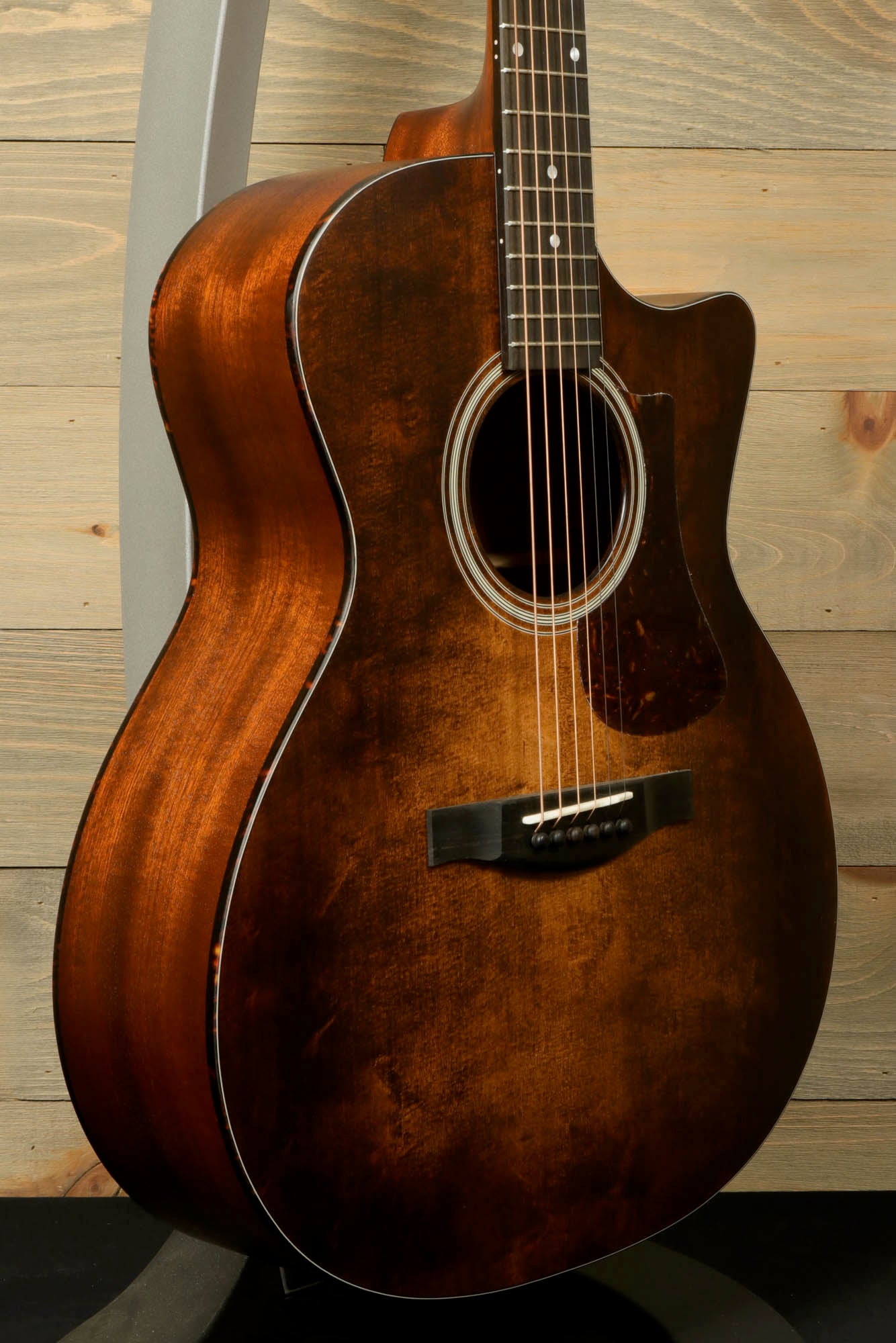 Eastman AC122-1CE-CLA