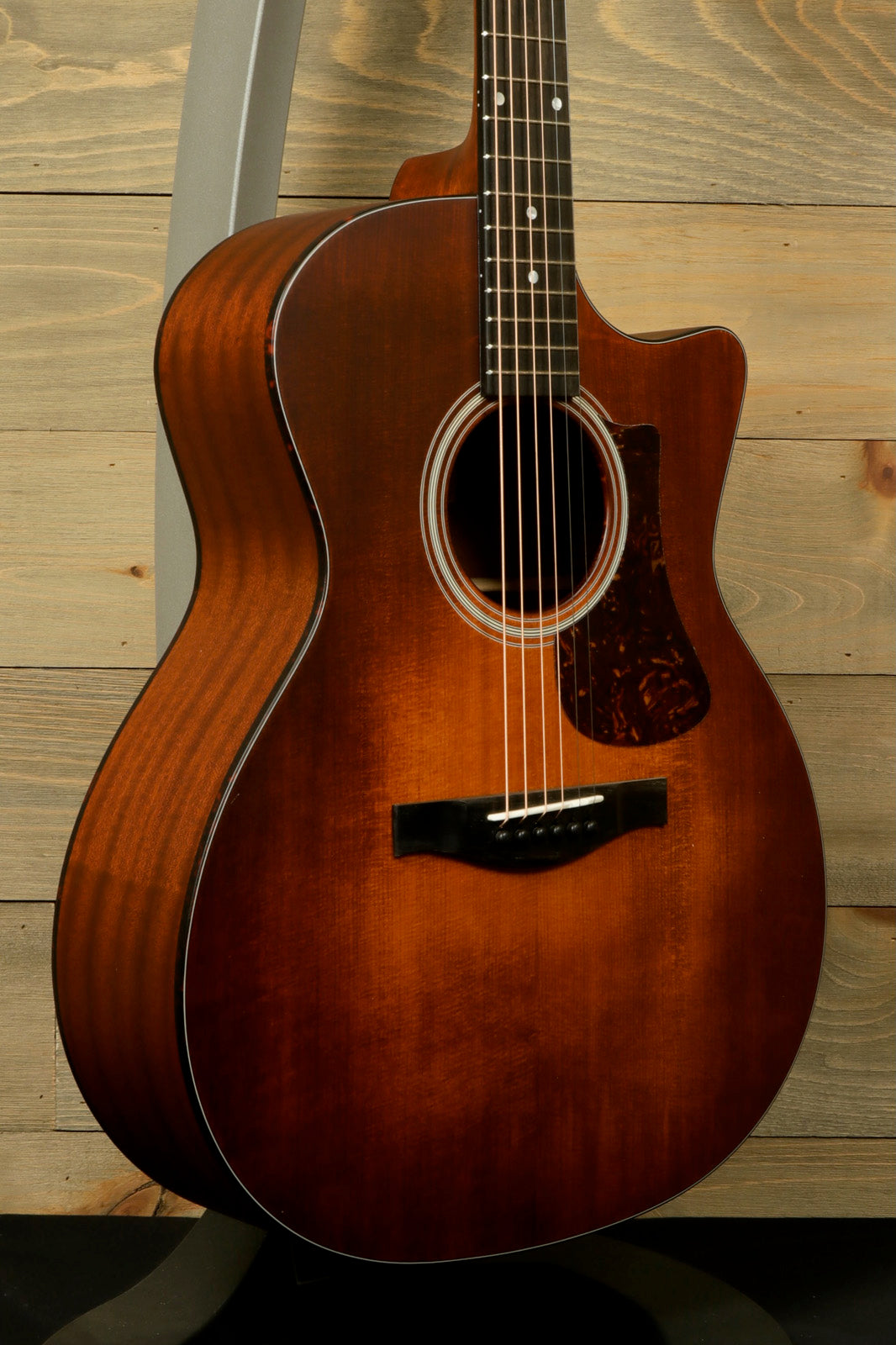 Eastman AC122-1CE-CLA