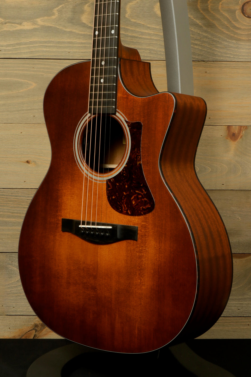 Eastman AC122-1CE-CLA