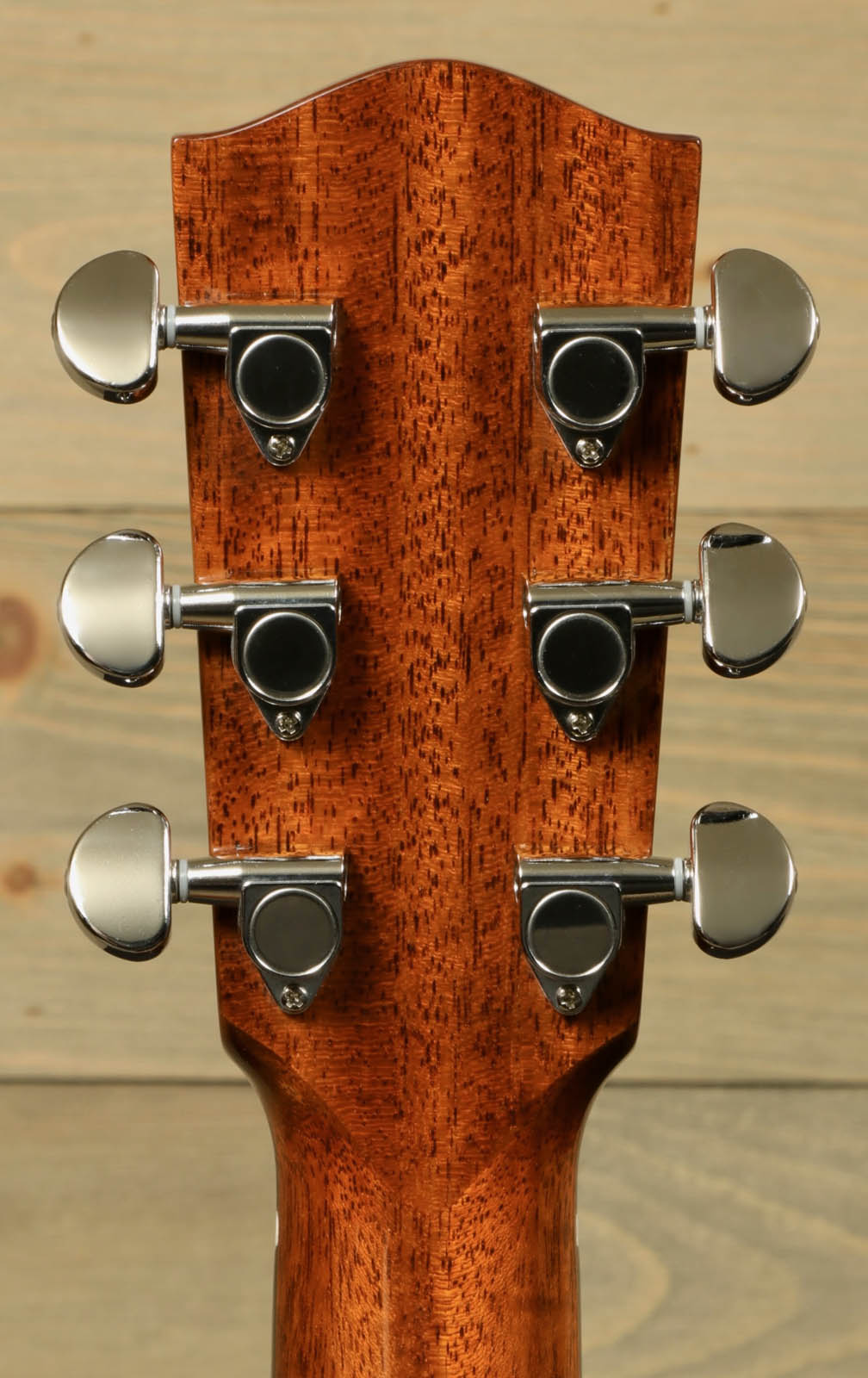 AC122-1CE - Eastman Guitars