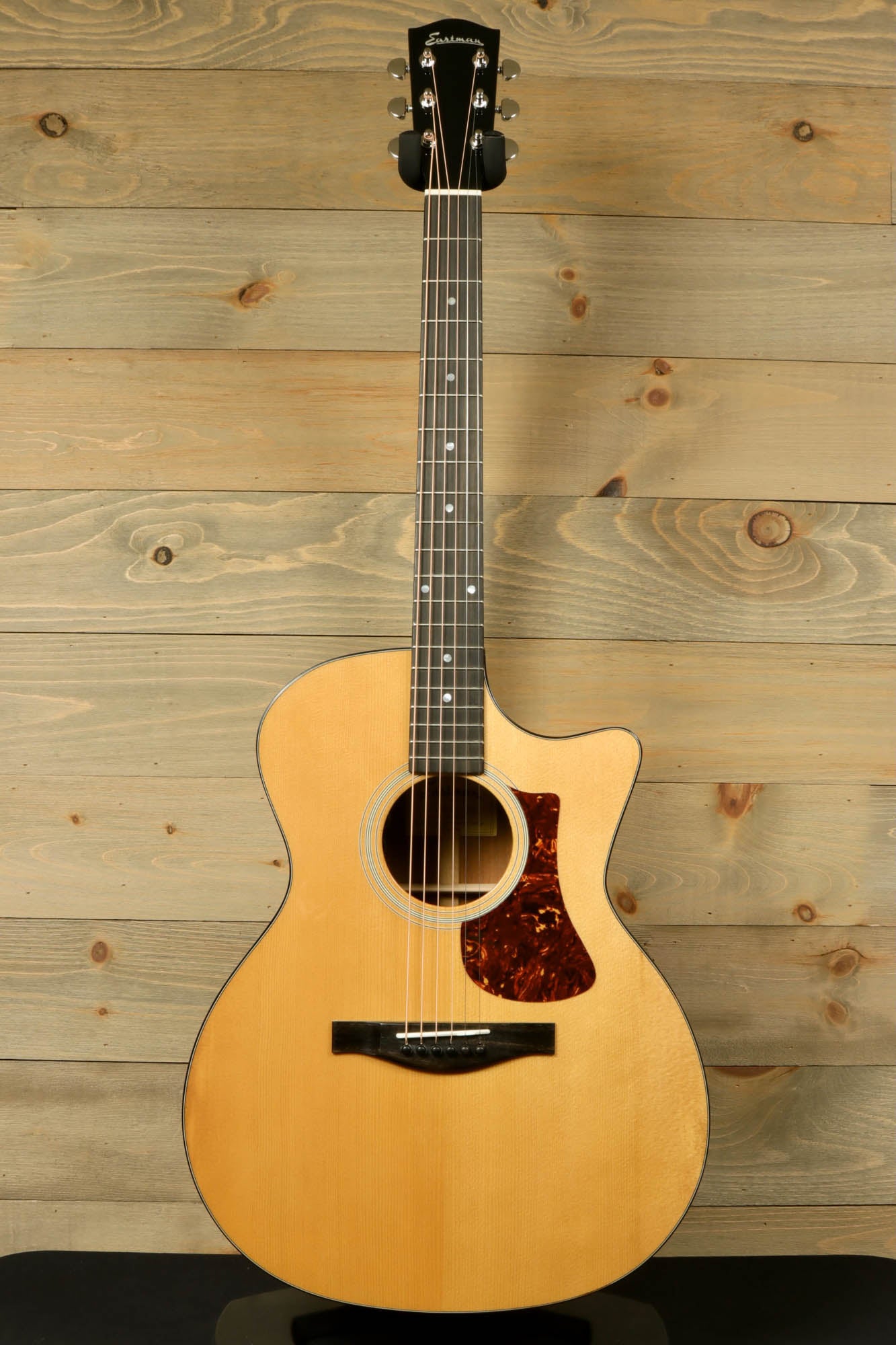 Eastman AC122-1CE-DLX