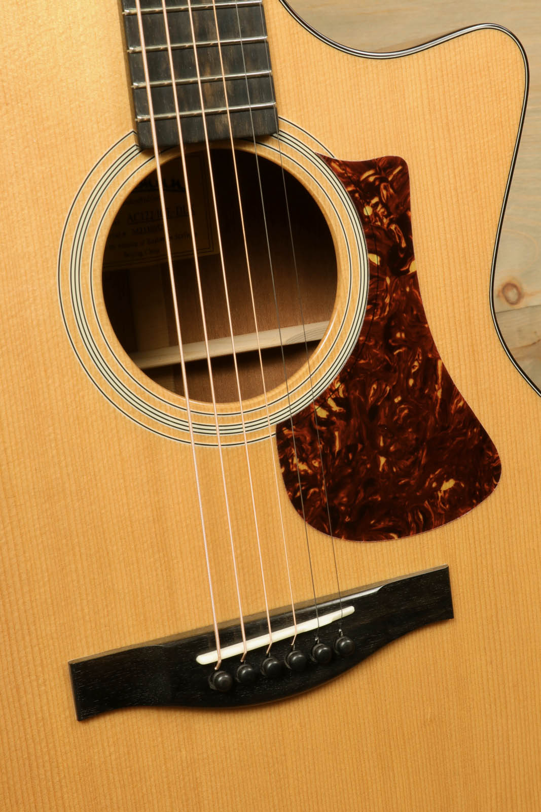 Eastman AC122-1CE-DLX