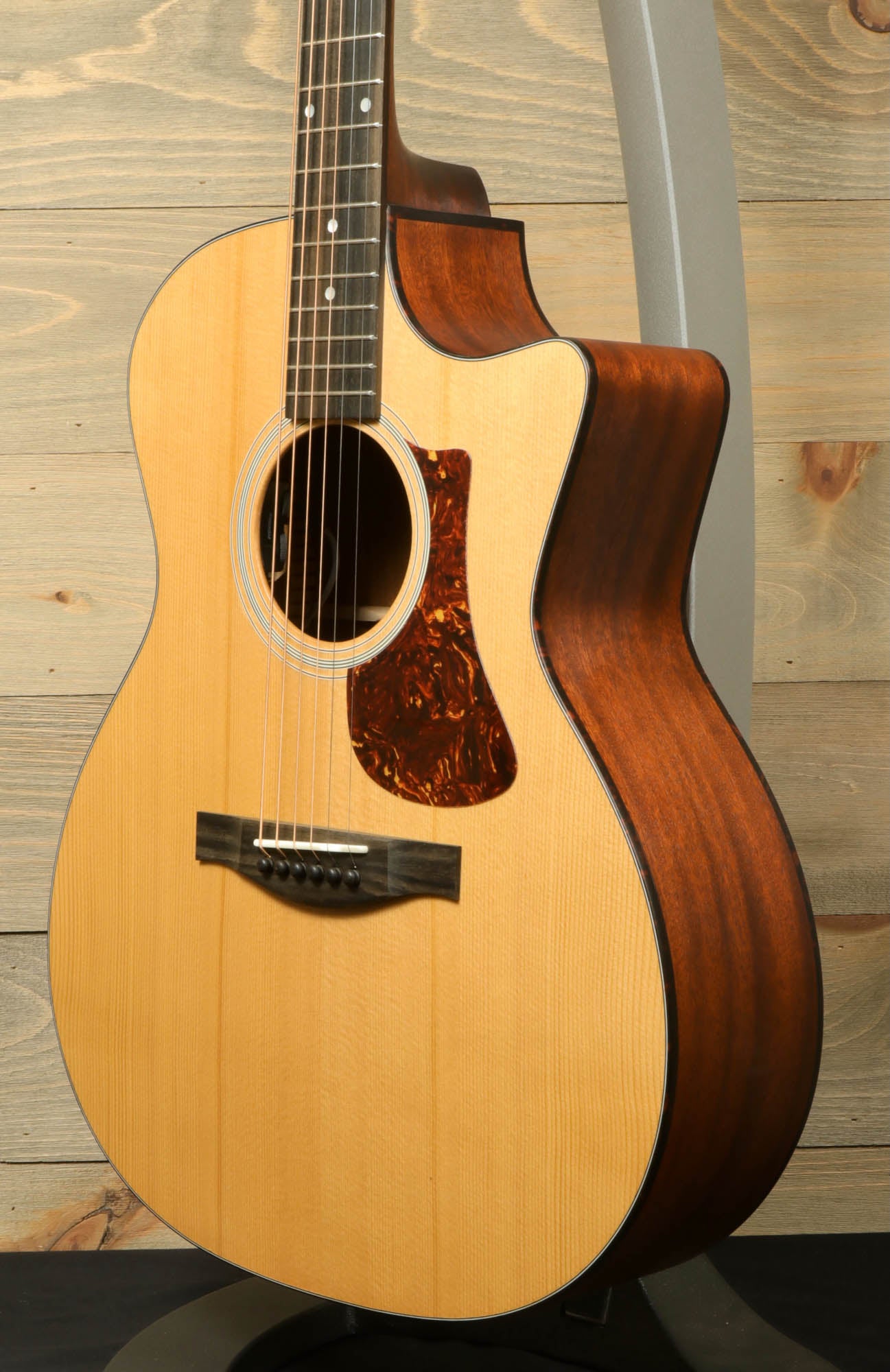 Eastman AC122-1CE