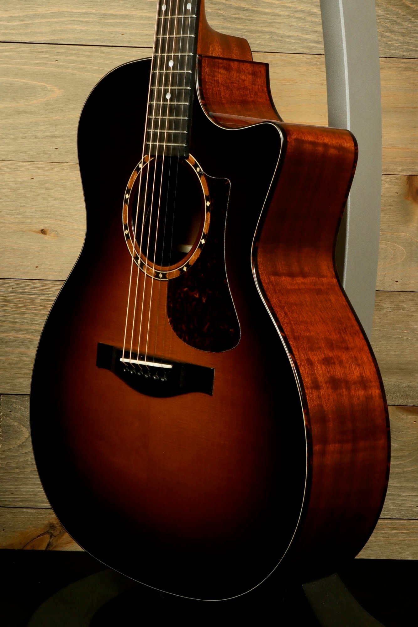 Eastman AC122-2CE-DLX-SB