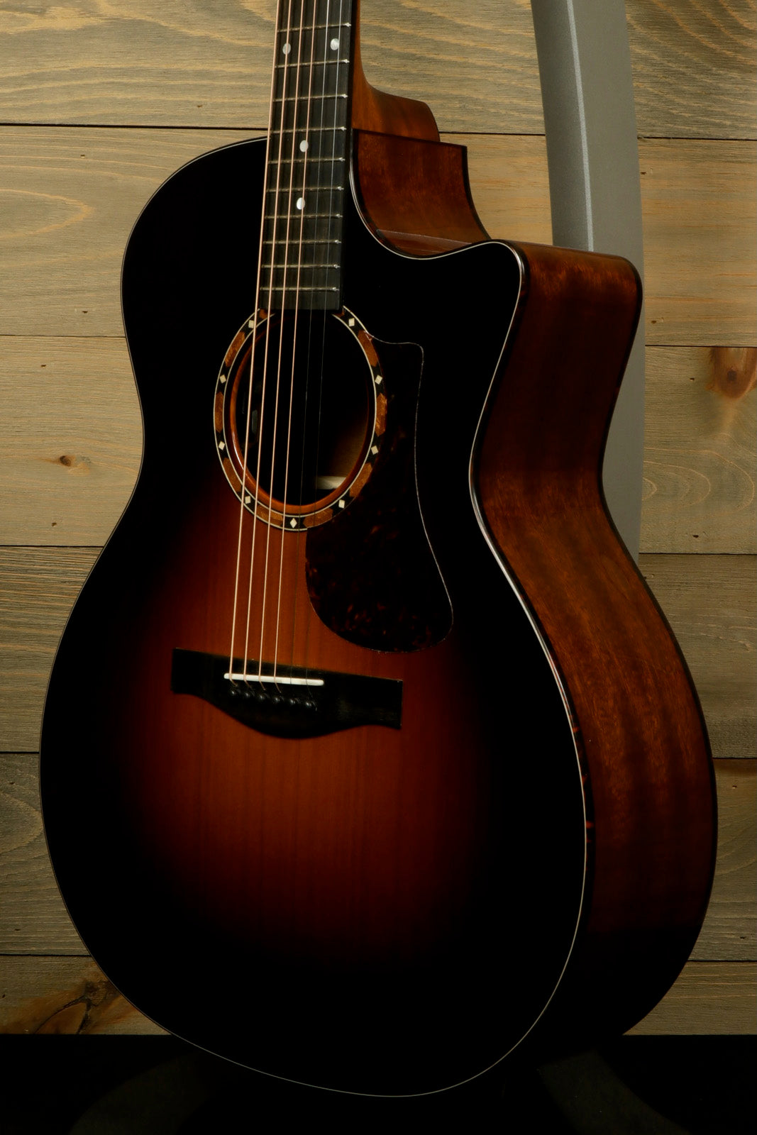 Eastman AC122-2CE-DLX-SB Eastman