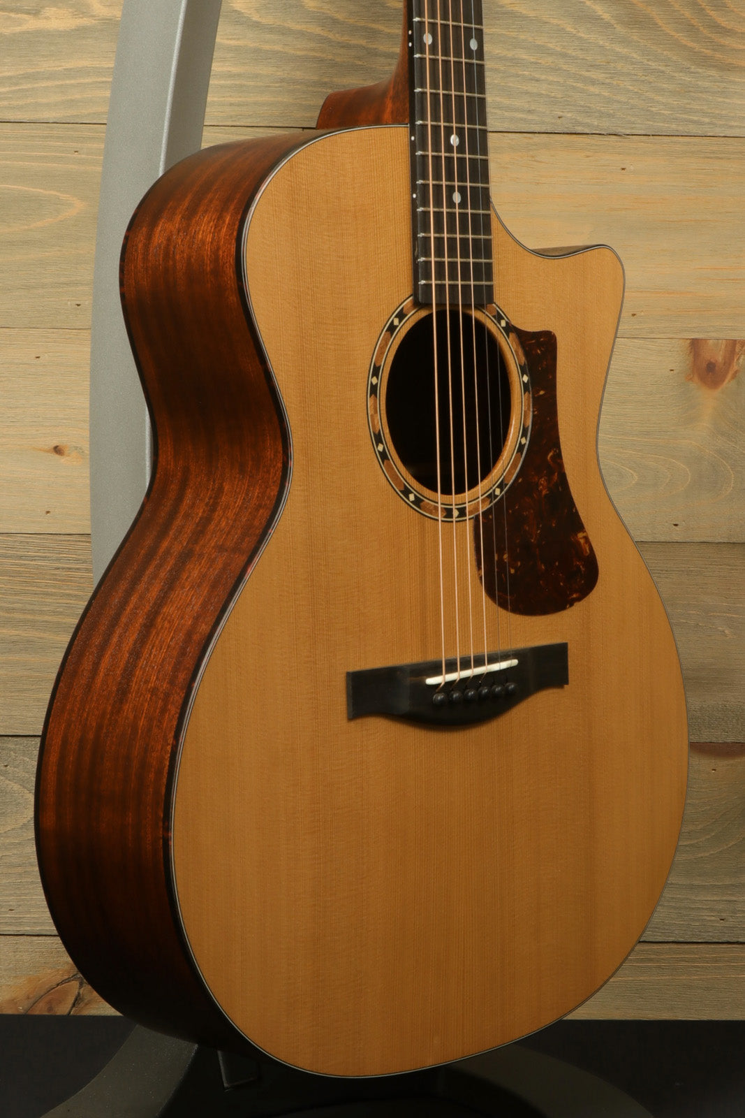 Eastman AC122-2CE Eastman