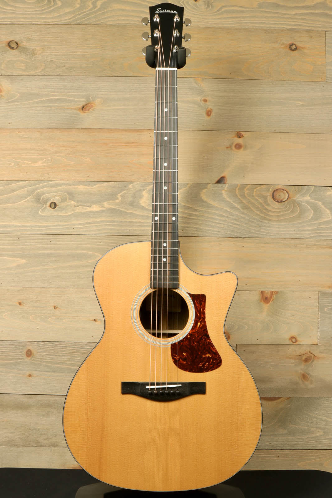 Eastman AC222CE