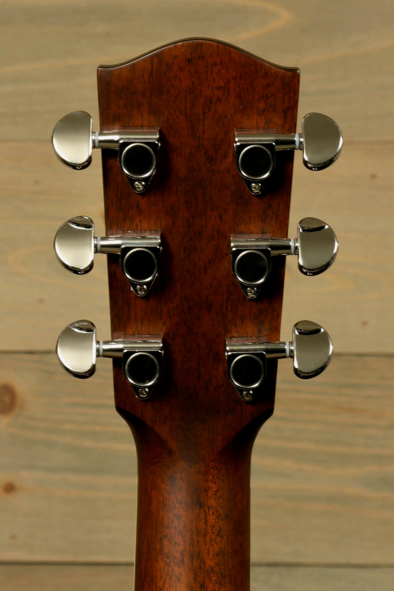 Eastman AC322CE