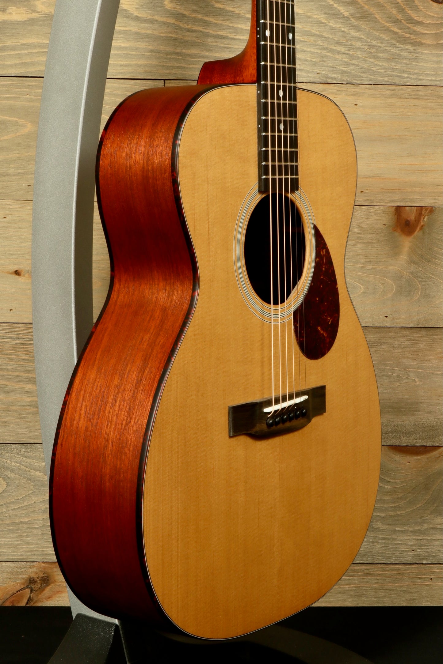 Eastman E1OM
