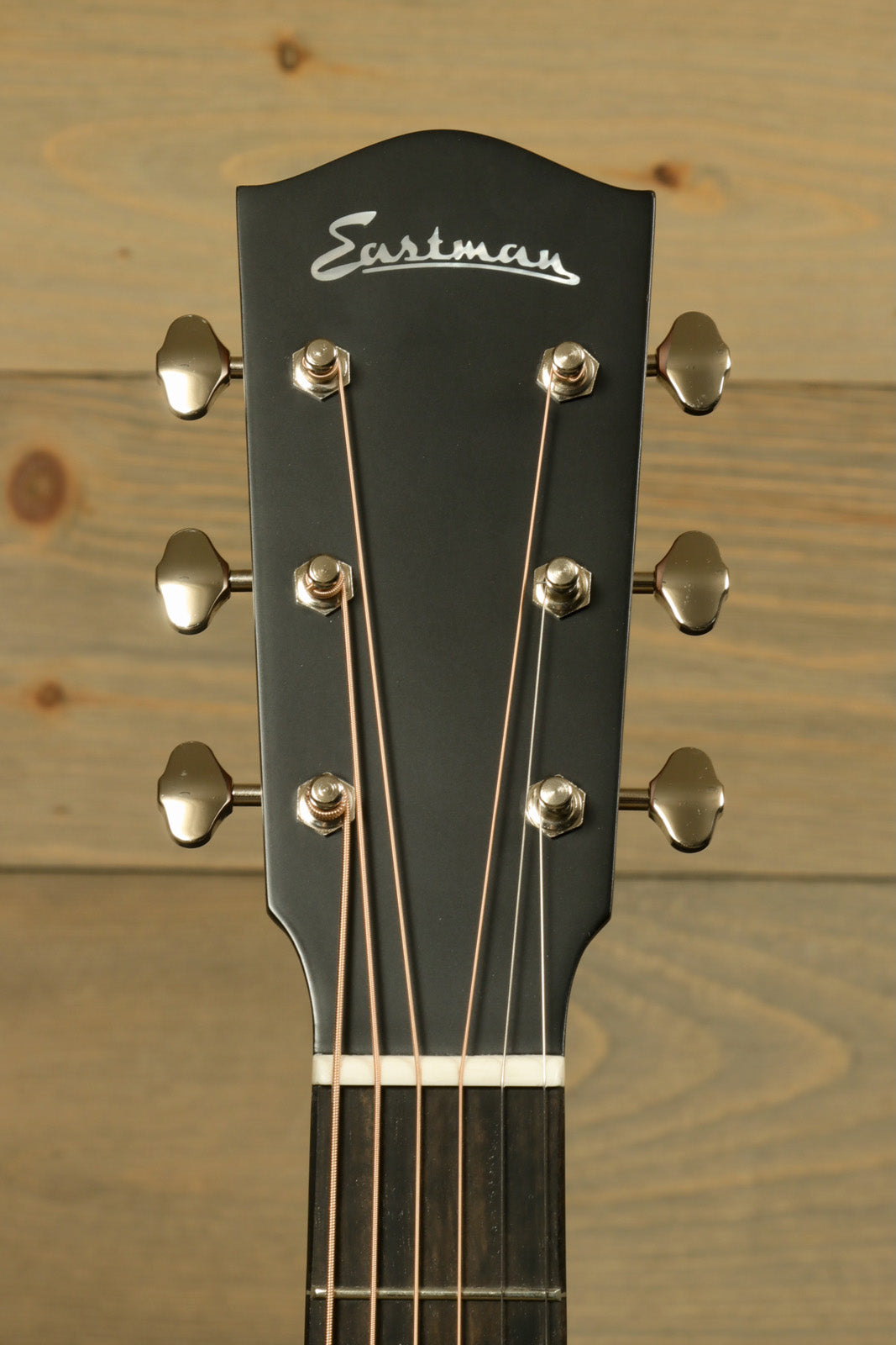 Eastman E1OOSS-DLX-SB Eastman