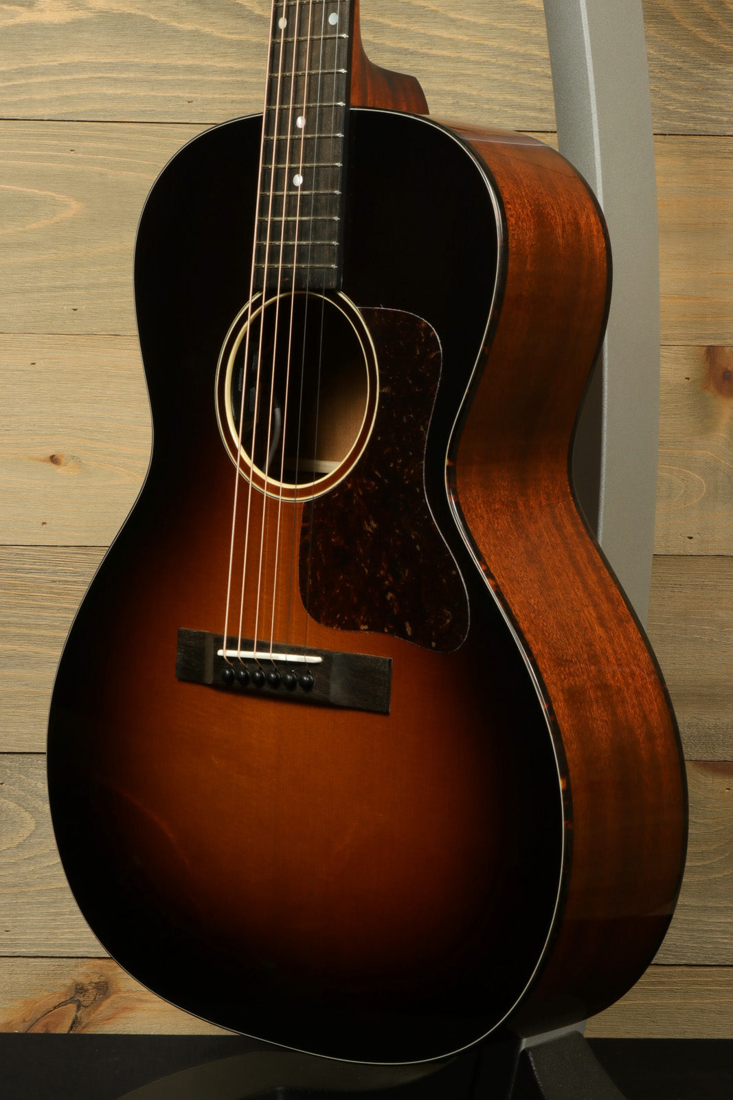 Eastman E1OOSS-DLX-SB Eastman