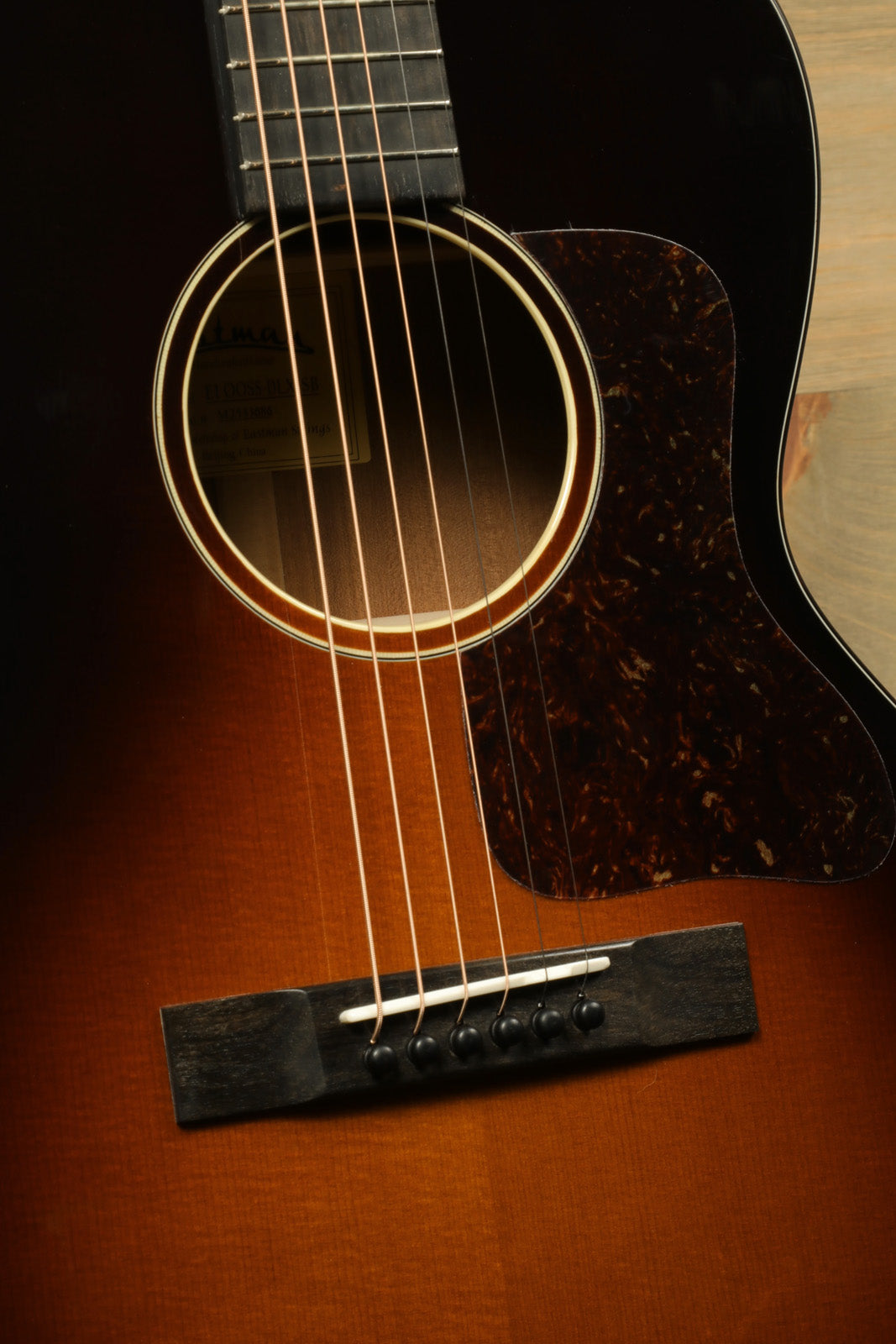 Eastman E1OOSS-DLX-SB Eastman