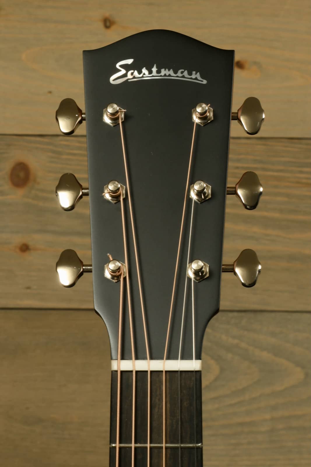 Eastman E1OOSS-SB Eastman