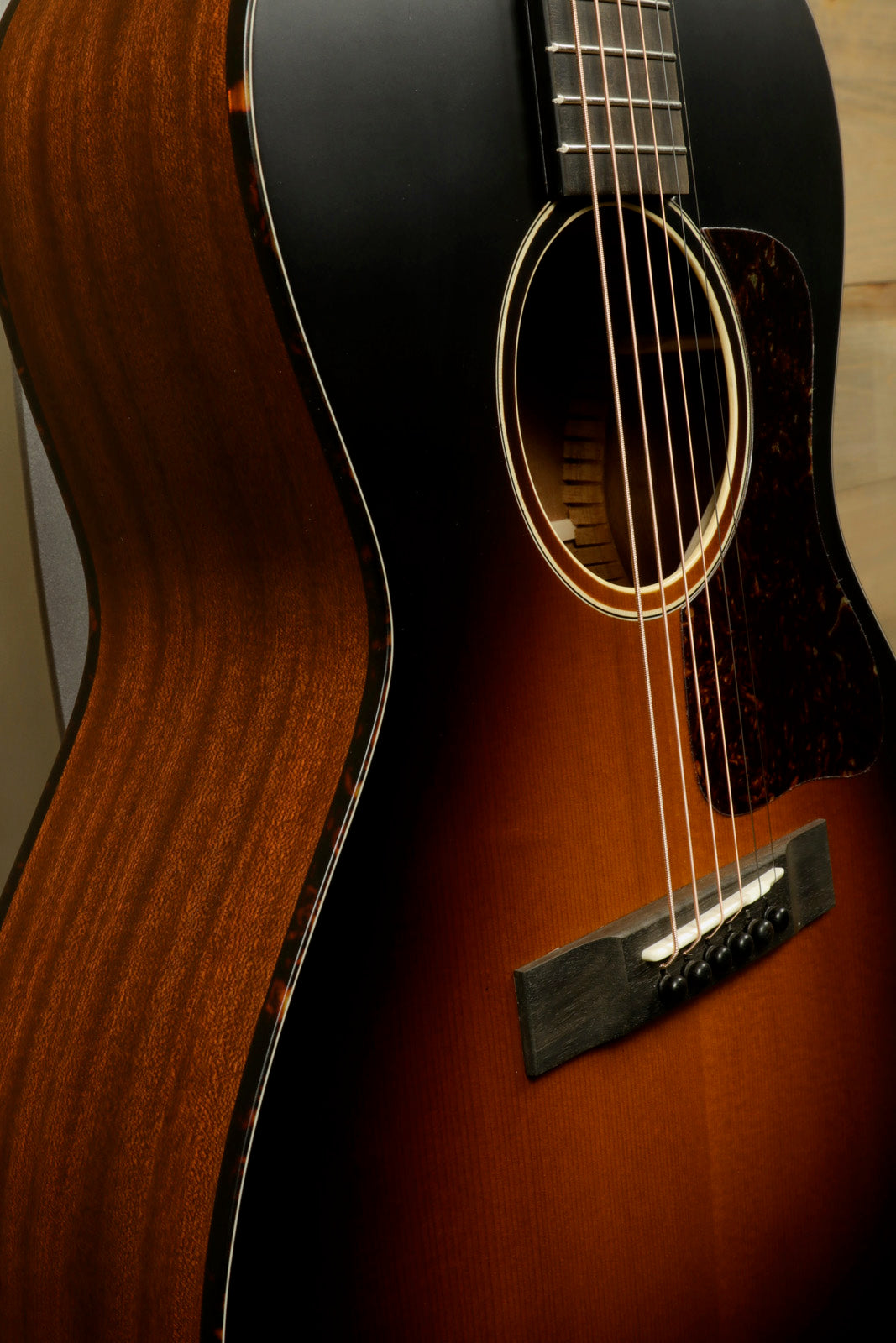 Eastman E1OOSS-SB Eastman