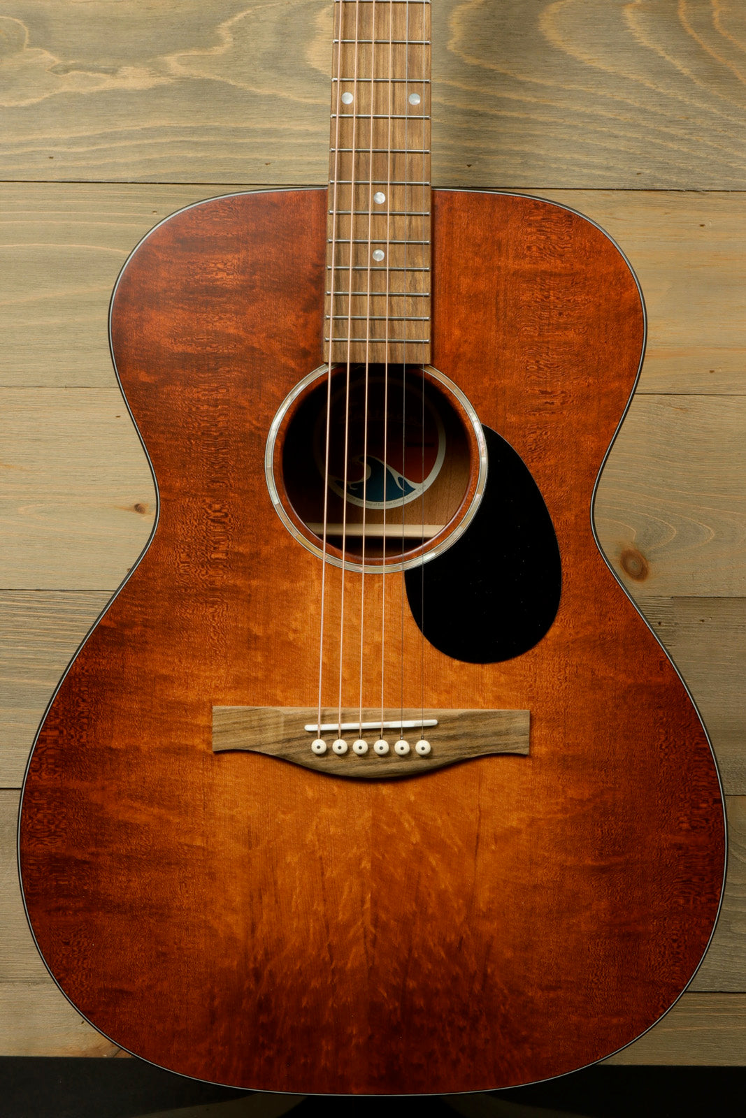 Eastman PCH1-OM-CLA Eastman