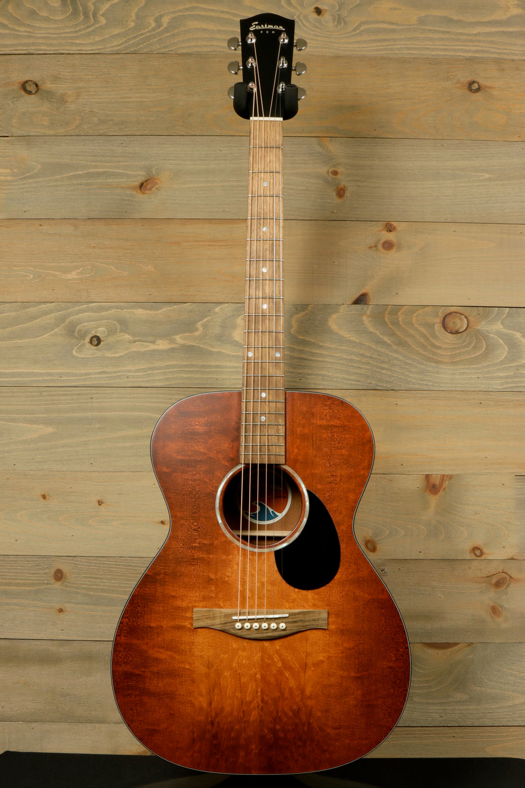 Eastman PCH1-OM-CLA Eastman