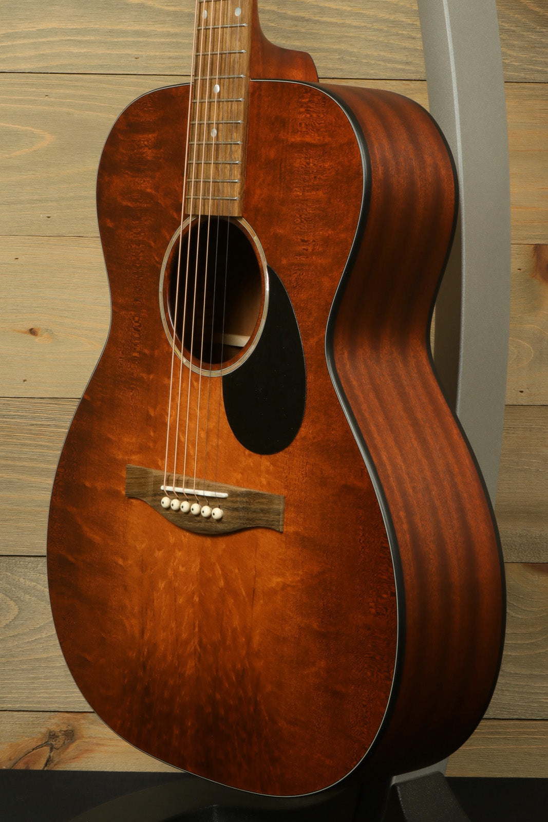 Eastman PCH1-OM-CLA Eastman