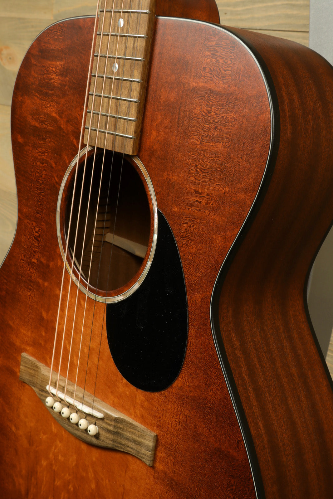 Eastman PCH1-OM-CLA Eastman