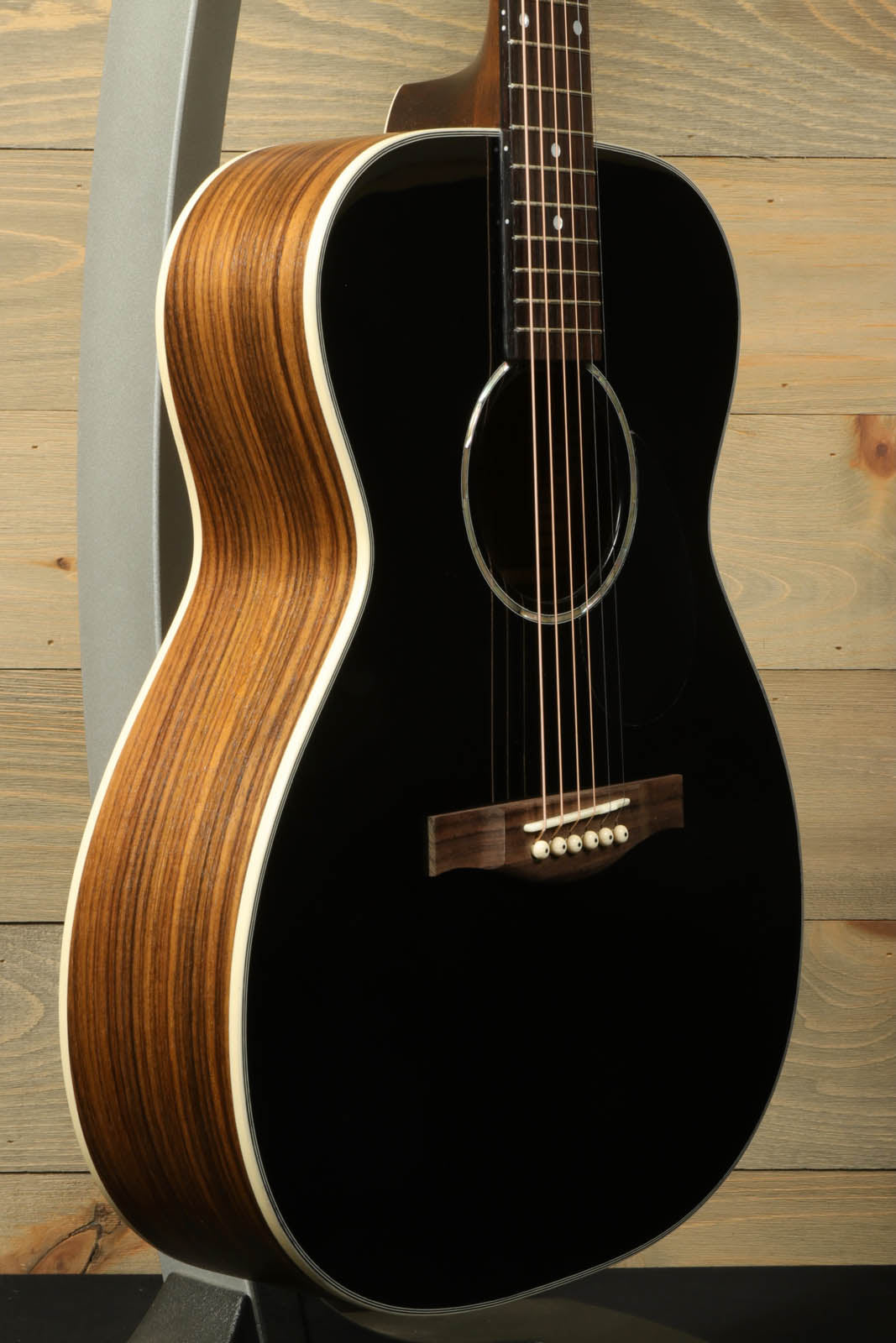 Eastman PCH2-OM-BK