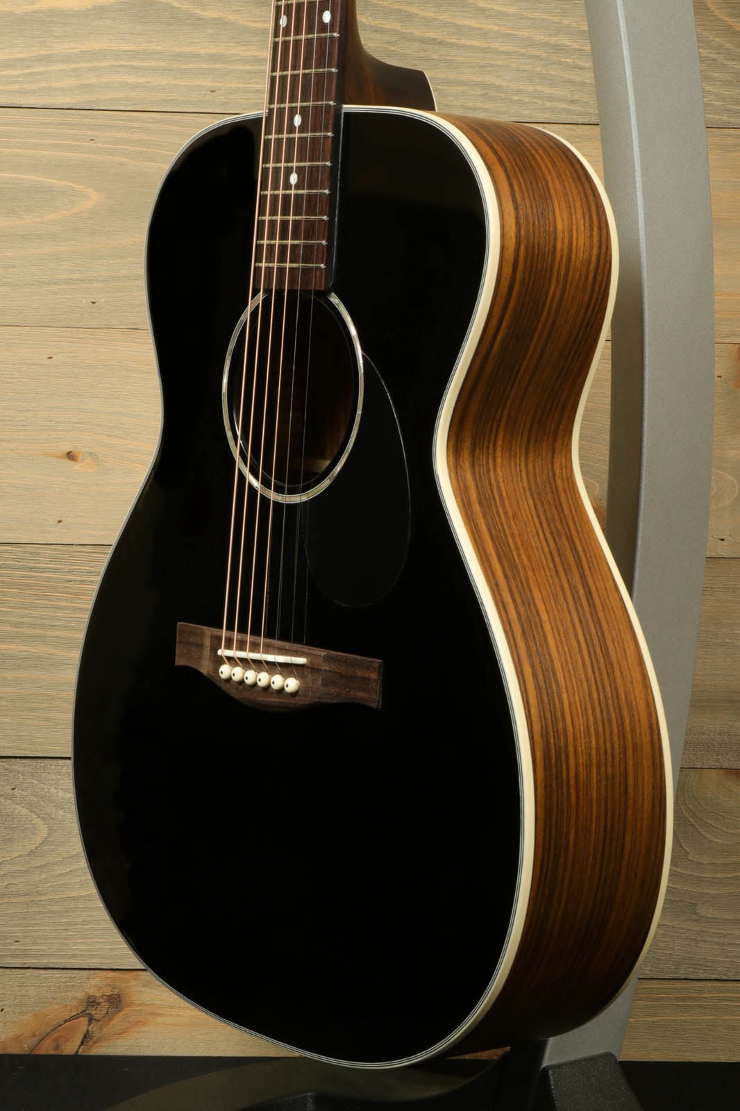 Eastman PCH2-OM-BK