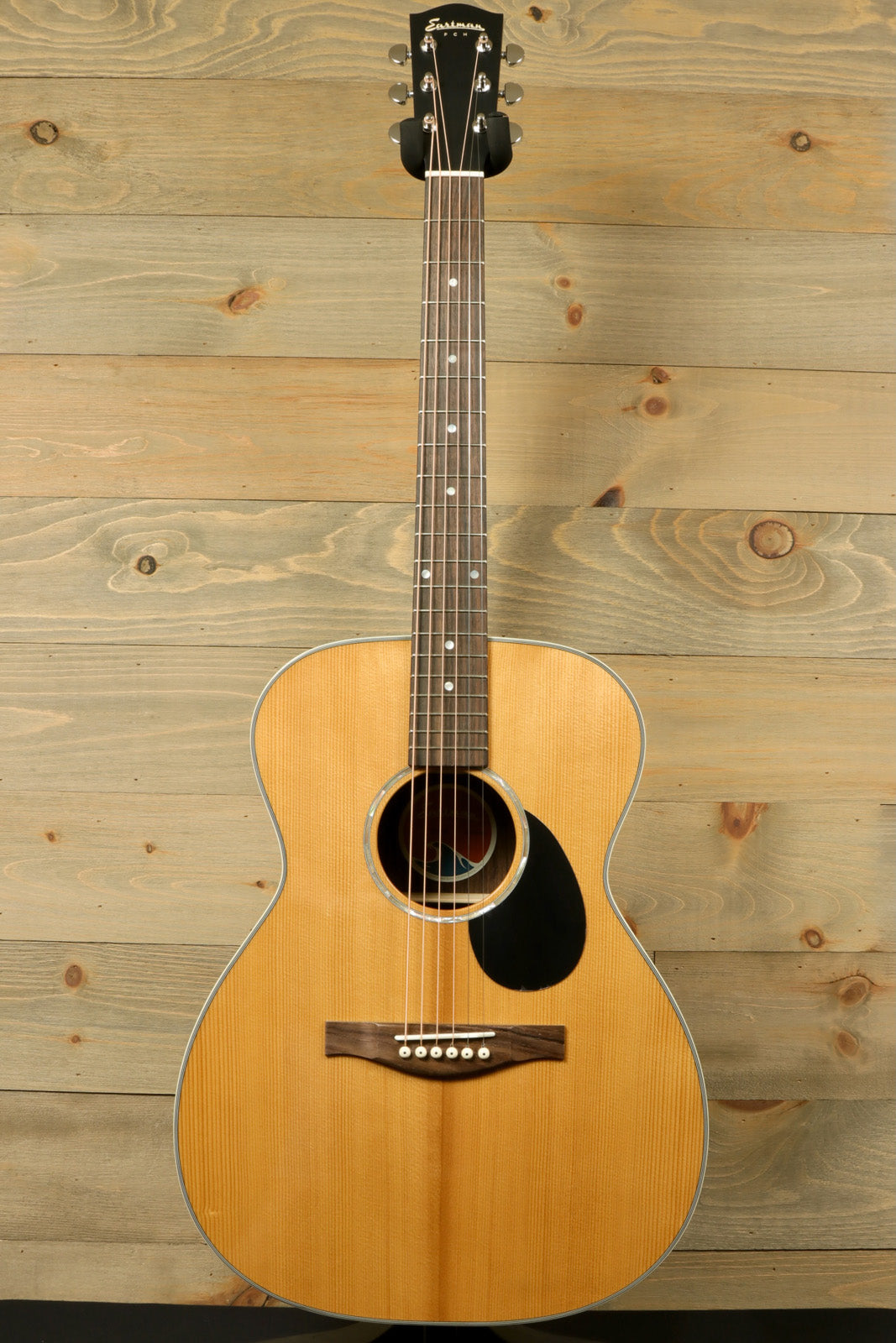 Eastman PCH2-OM – Mojo's Music