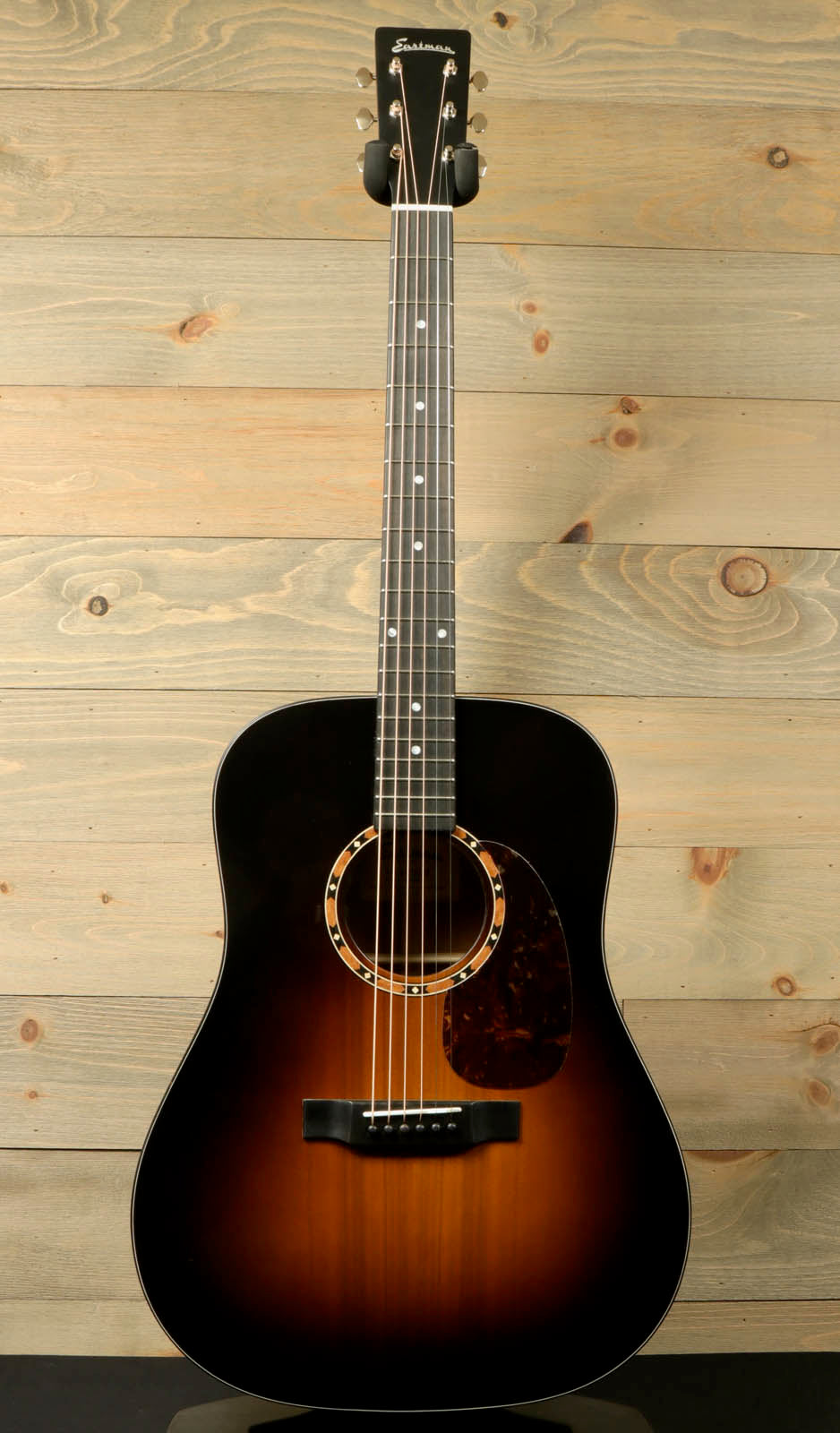 Eastman E2D-DLX-SB