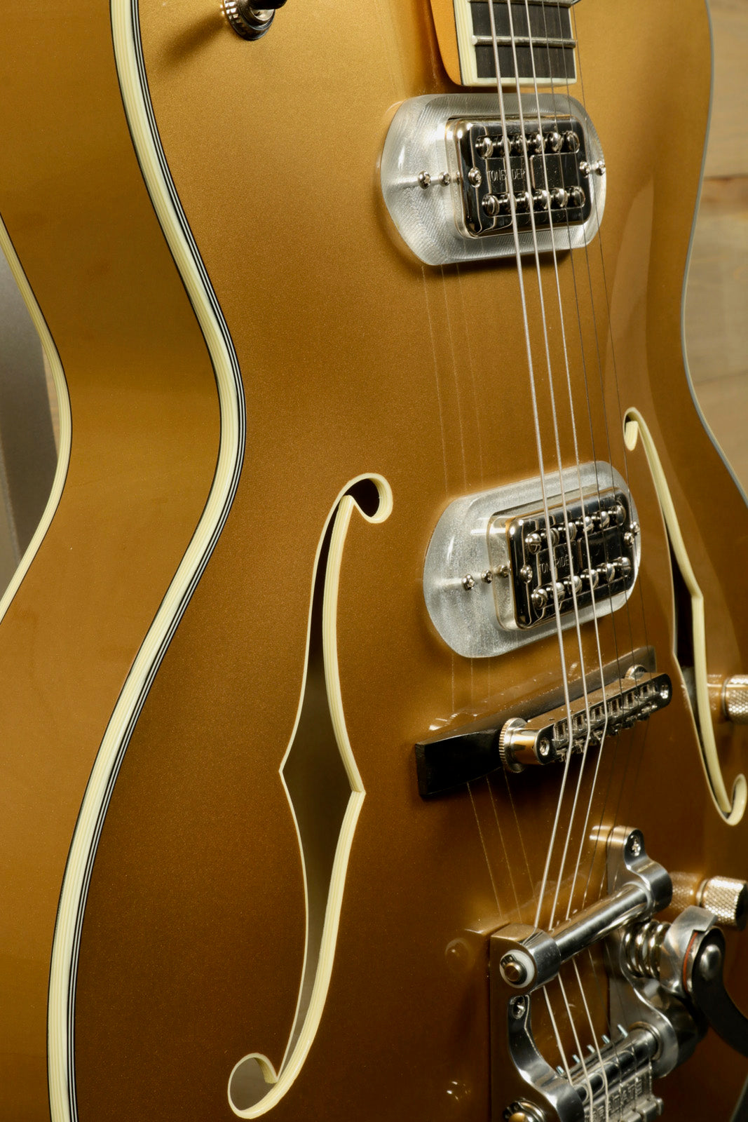 Eastman T58-GD with Eastman Gig Bag - DEMO Eastman