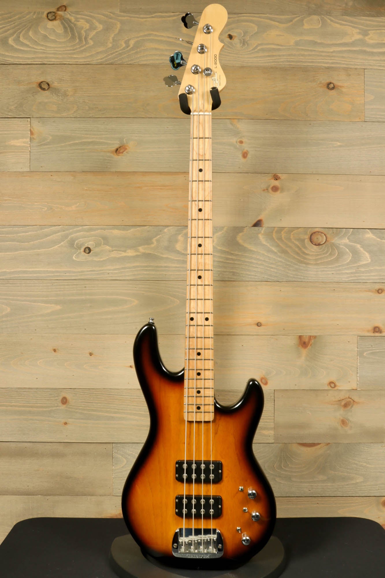 used g&l tribute l-2000