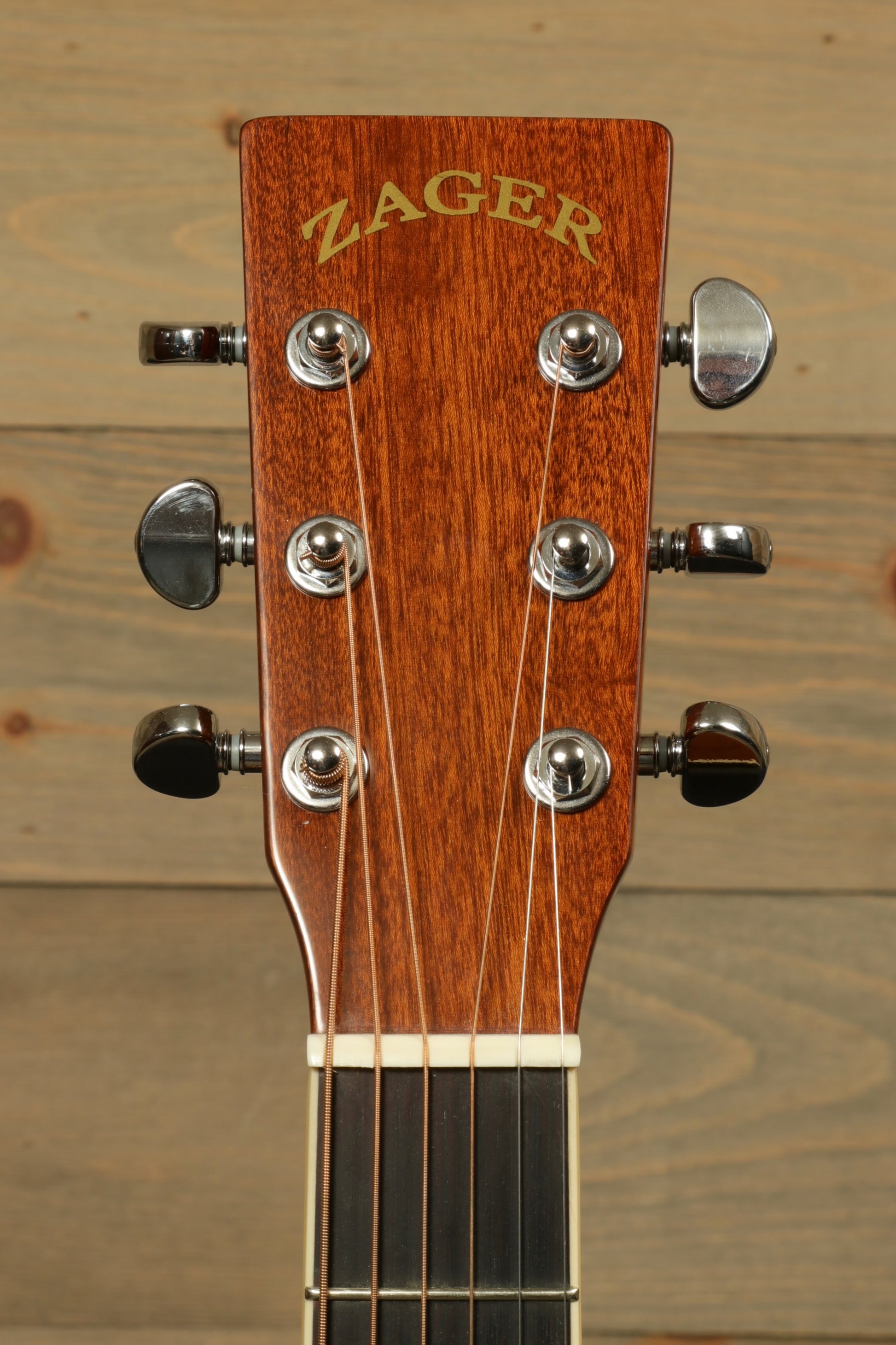 Zager ZAD-50 OM/N with Hardshell Case (USED) Zager