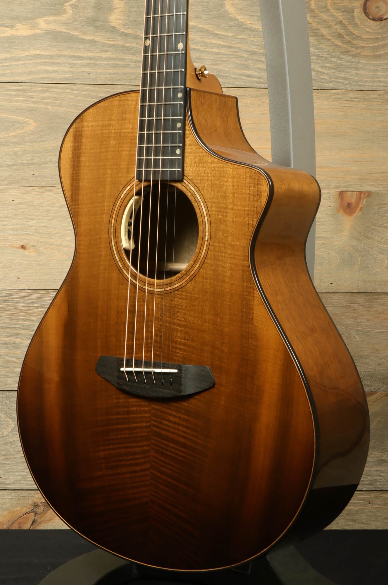 Breedlove Oregon Concert Sahara CE Myrtlewood-Myrtlewood LTD