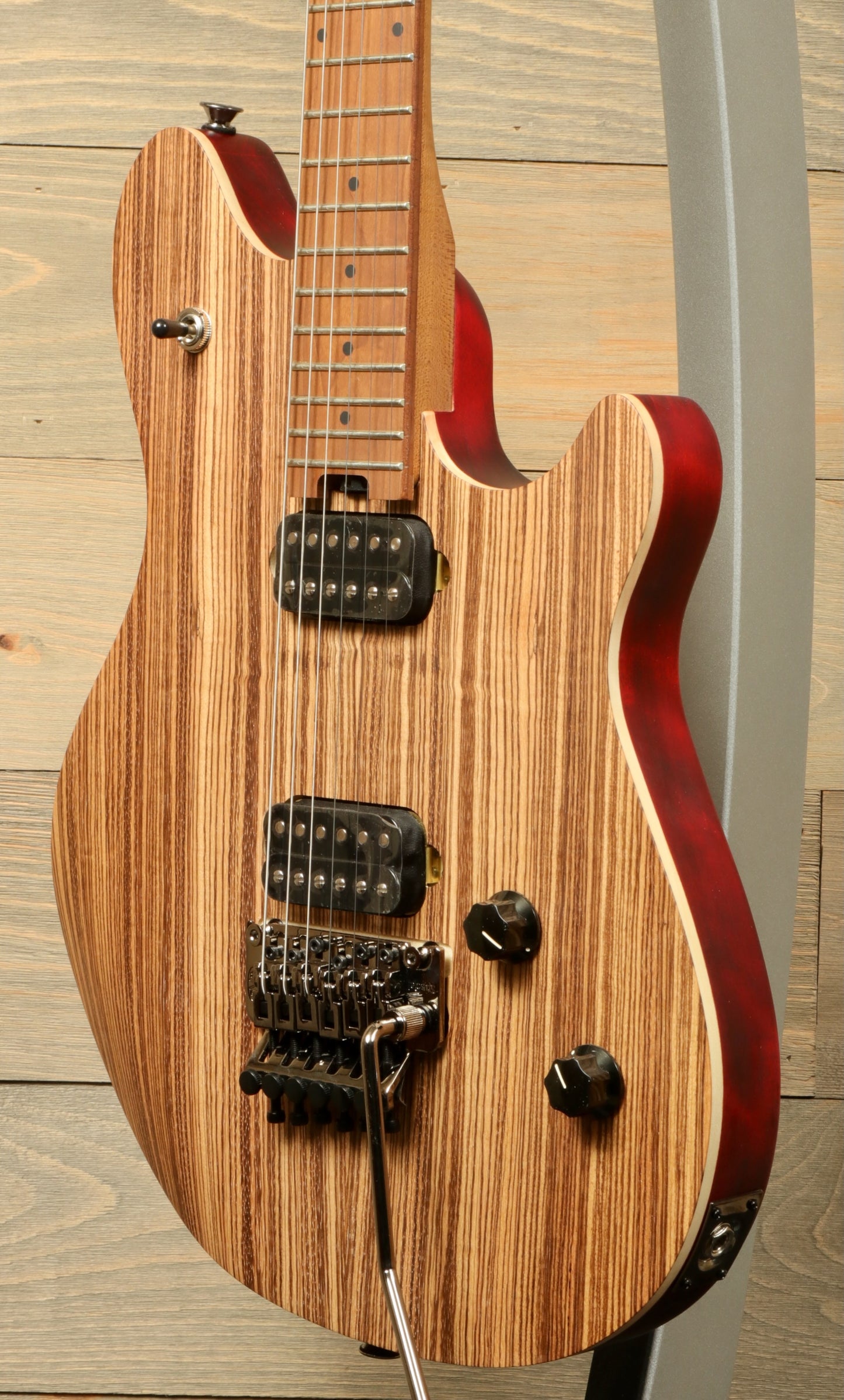 EVH Wolfgang Standard Exotic, Baked MFB Zebrawood Natural