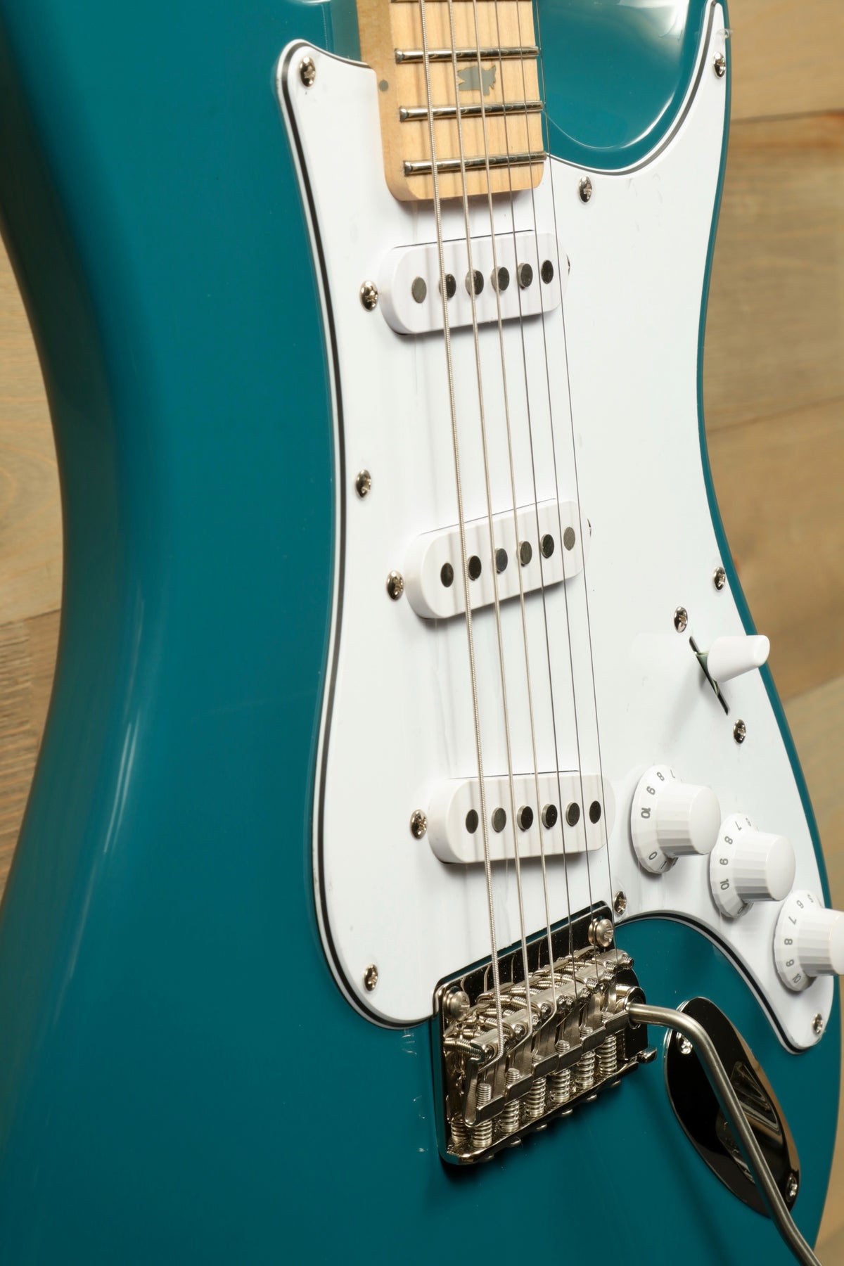 PRS SE Silver Sky Electric Guitar - Nylon Blue PRS