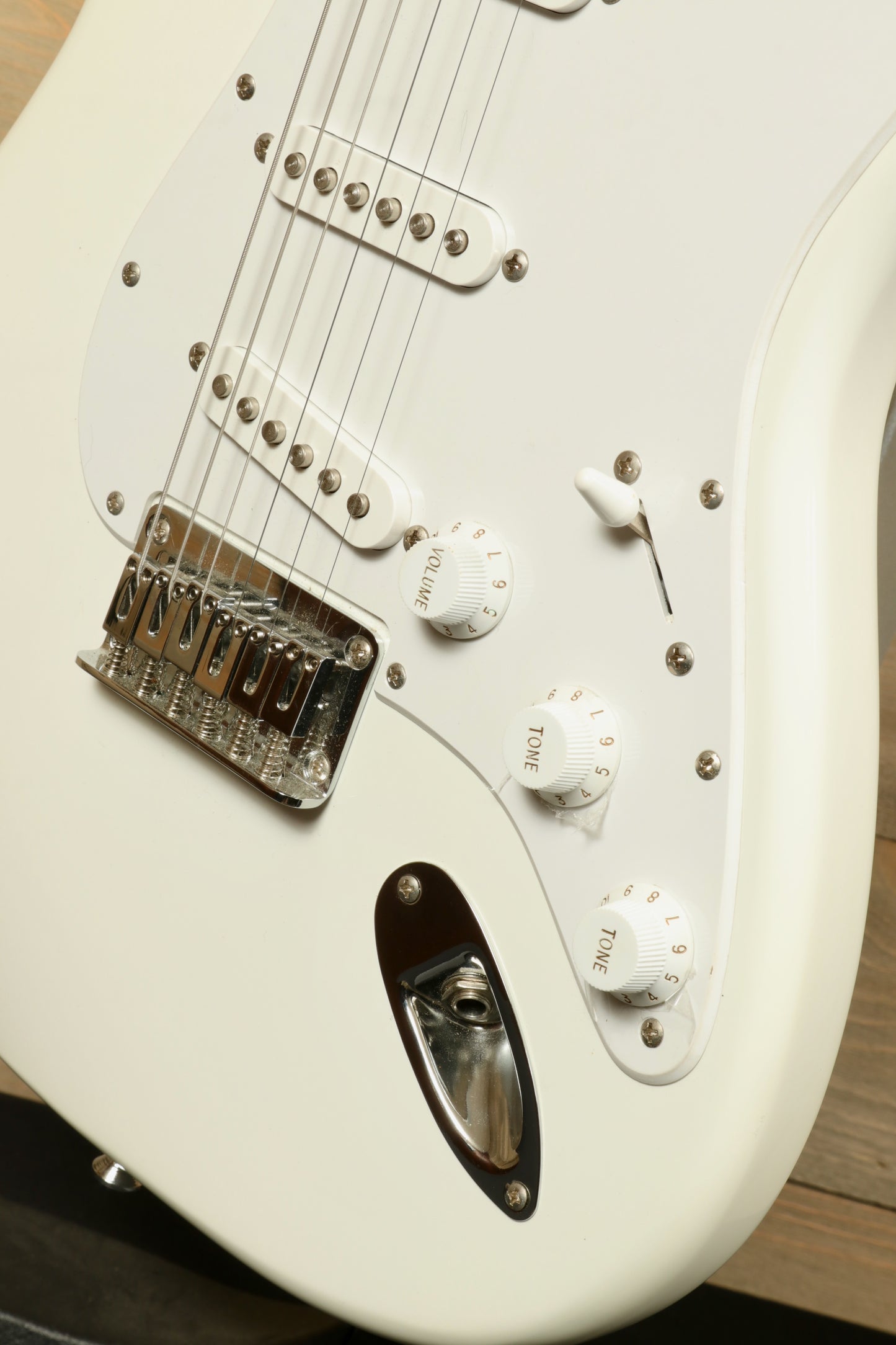 Squier Sonic Stratocaster Hard Tail with Gig Bag - USED Squier