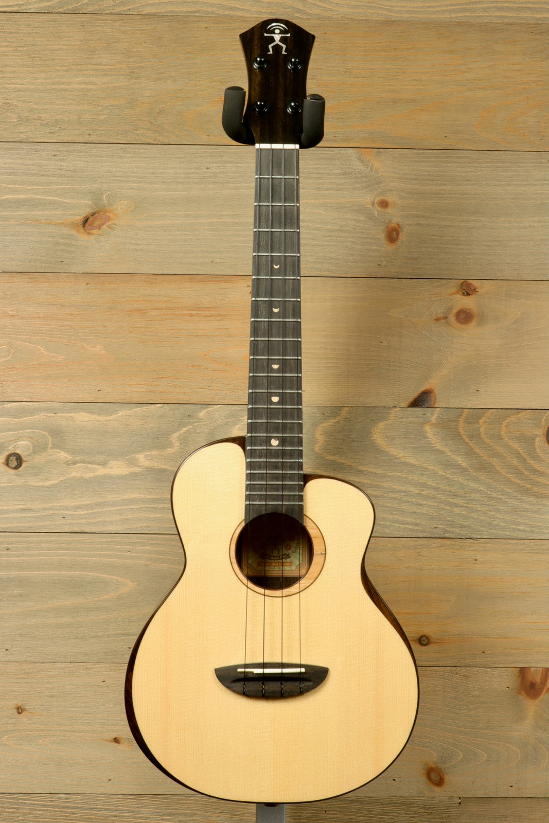 ANueNue UT200 natural wood color ukulele, front view showcasing traditional design and craftsmanship
