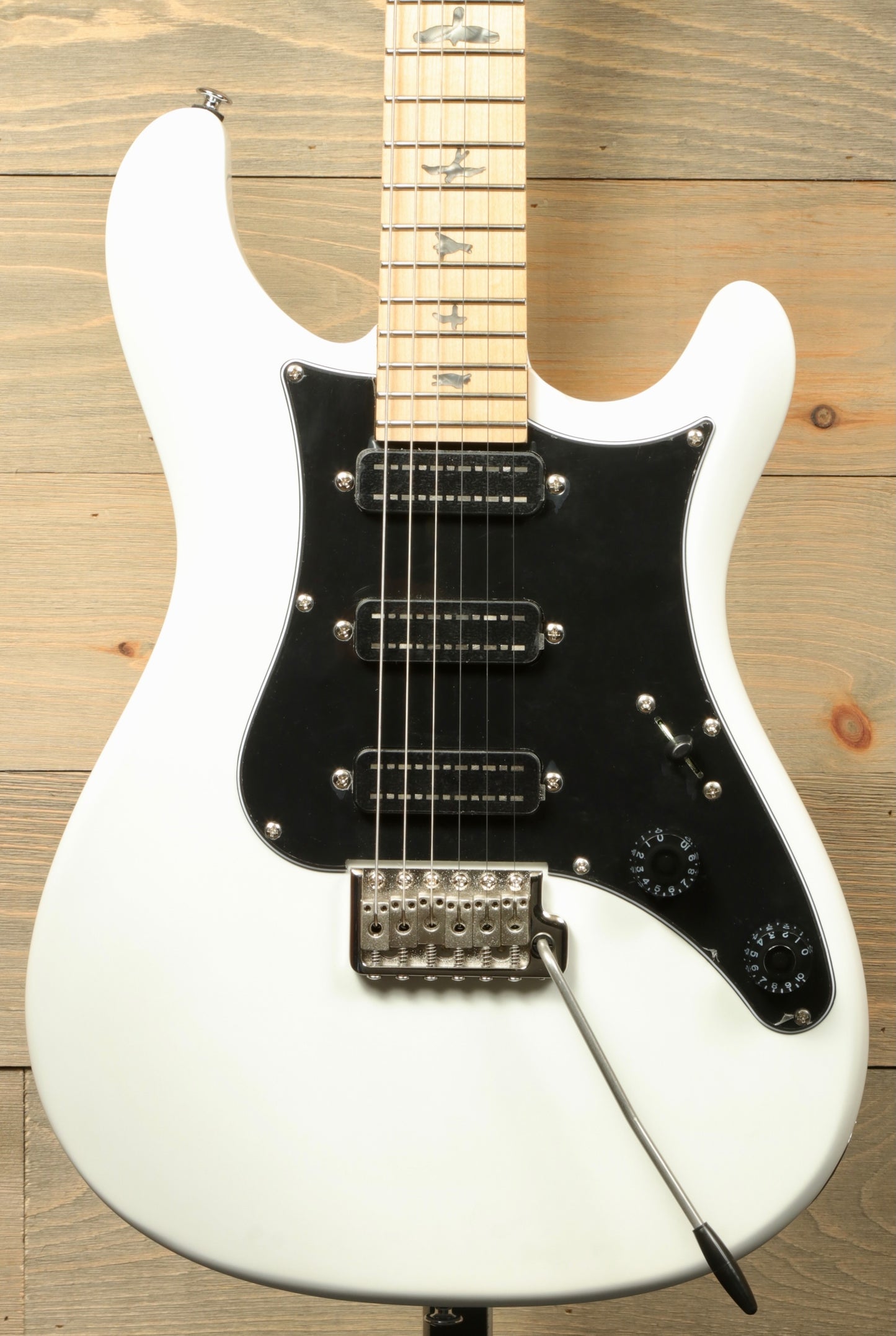 Paul Reed Smith SE NF3 Pearl White/Maple Fretboard