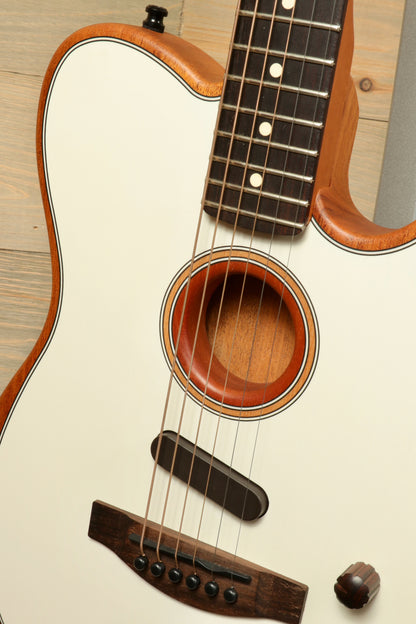 Fender ACOUSTASONIC® PLAYER TELECASTER Arctic White with Fender Gig Bag (USED)