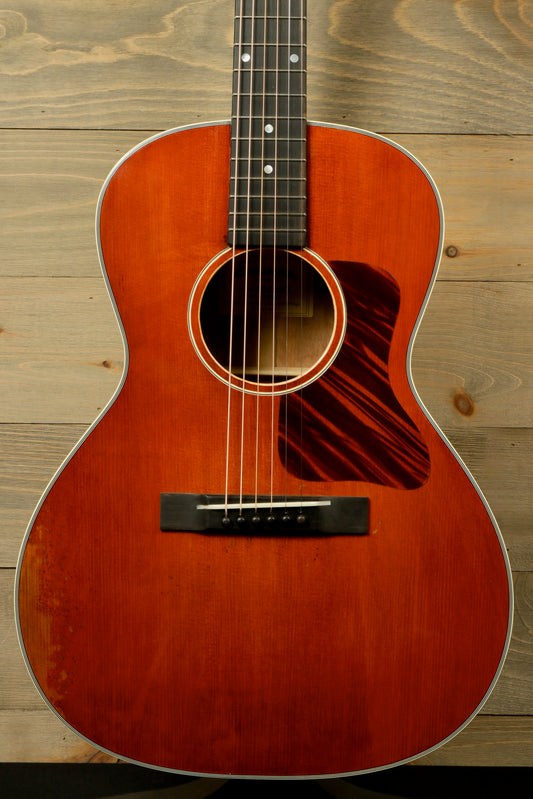 Eastman E10OOSS/v Classic Acoustic with Aged Look and Played In Feel showcasing a beautiful mahogany finish