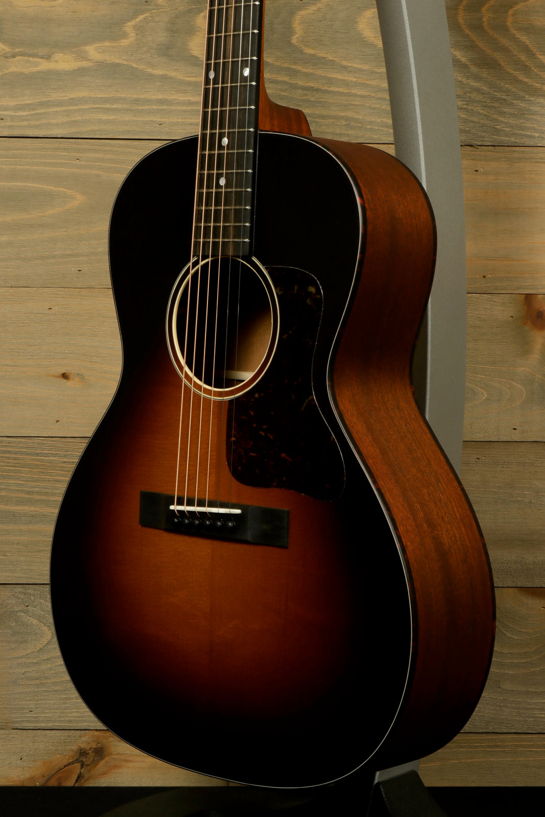 Eastman E10OOSS/v Classic Acoustic with Aged Look and Played In Feel showcasing rich wood tones