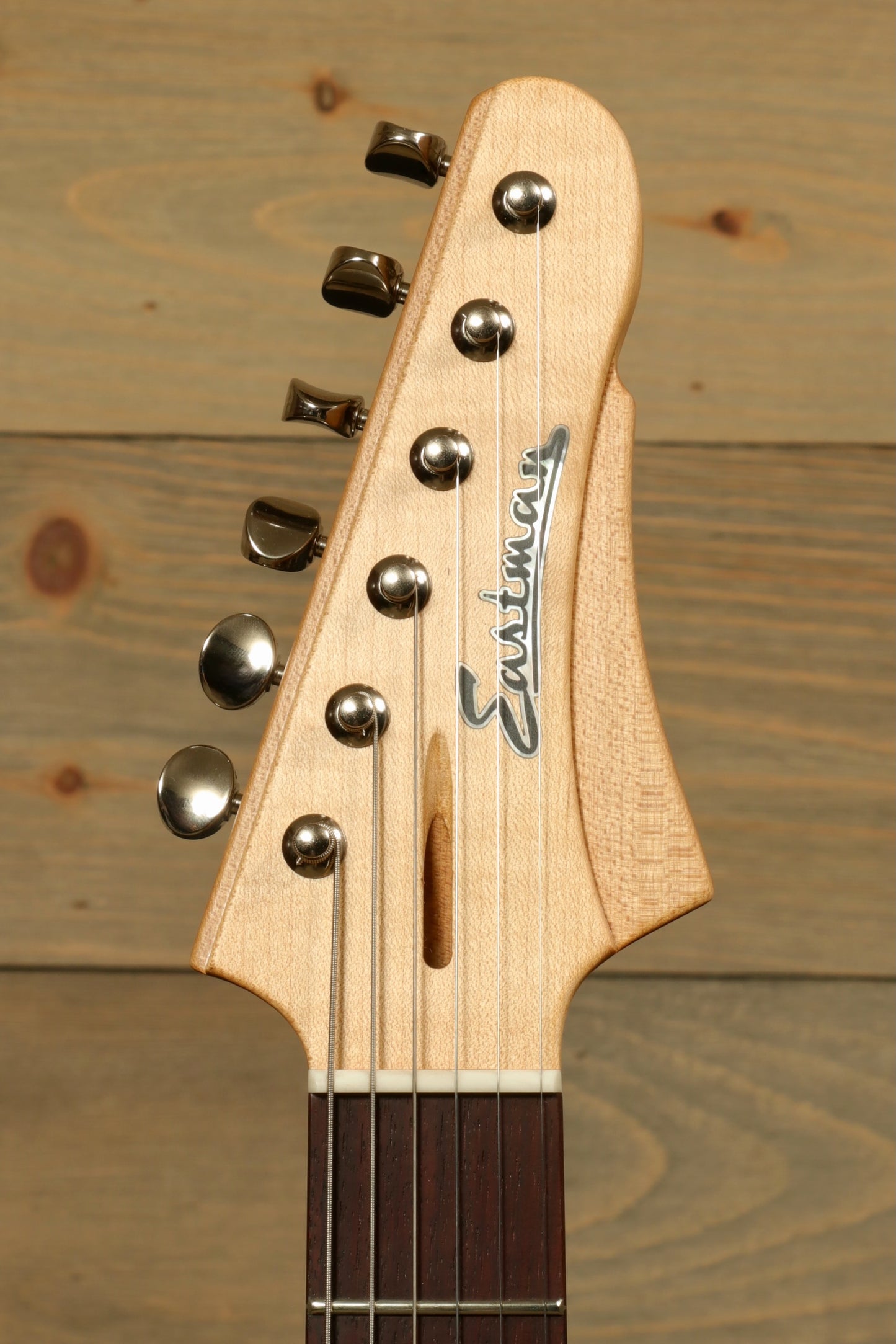 Eastman Fullertone Offset '62 with Vintage Red Finish, headstock view showing tuning pegs