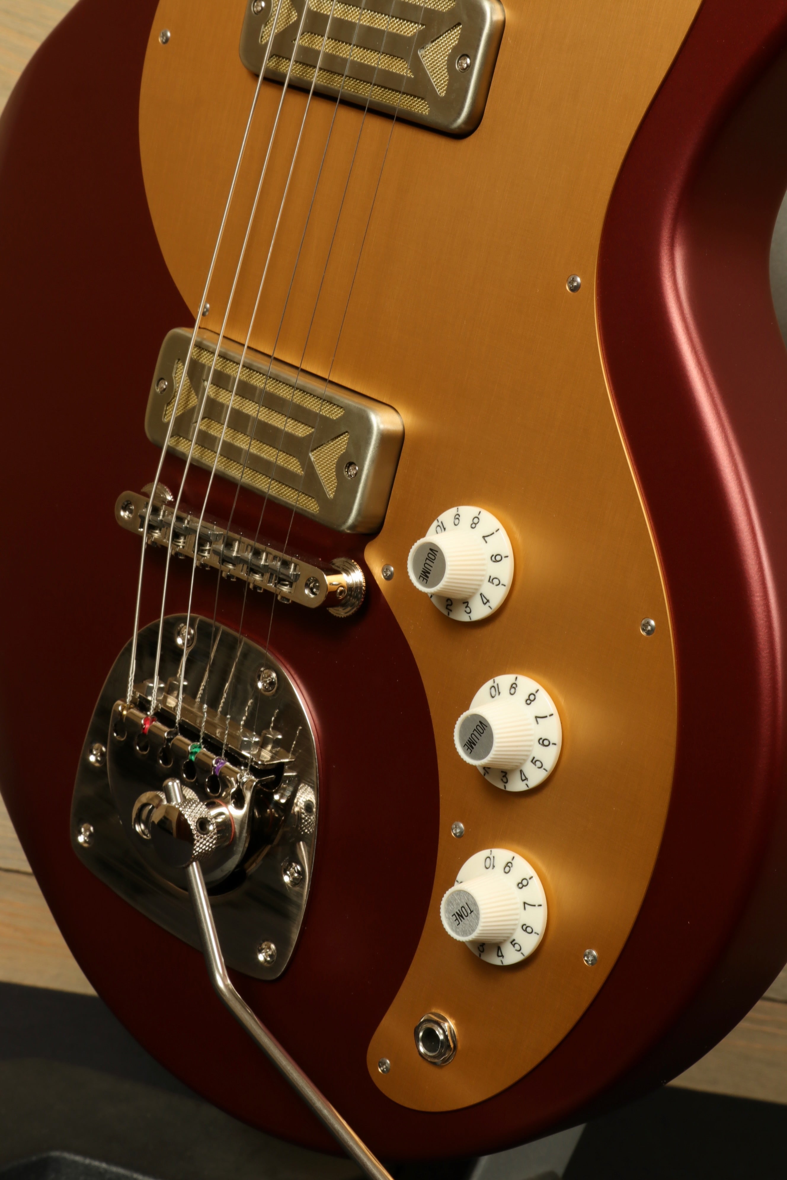 Eastman Fullertone Offset '62 Vintage Red Electric Guitar | Mojo's