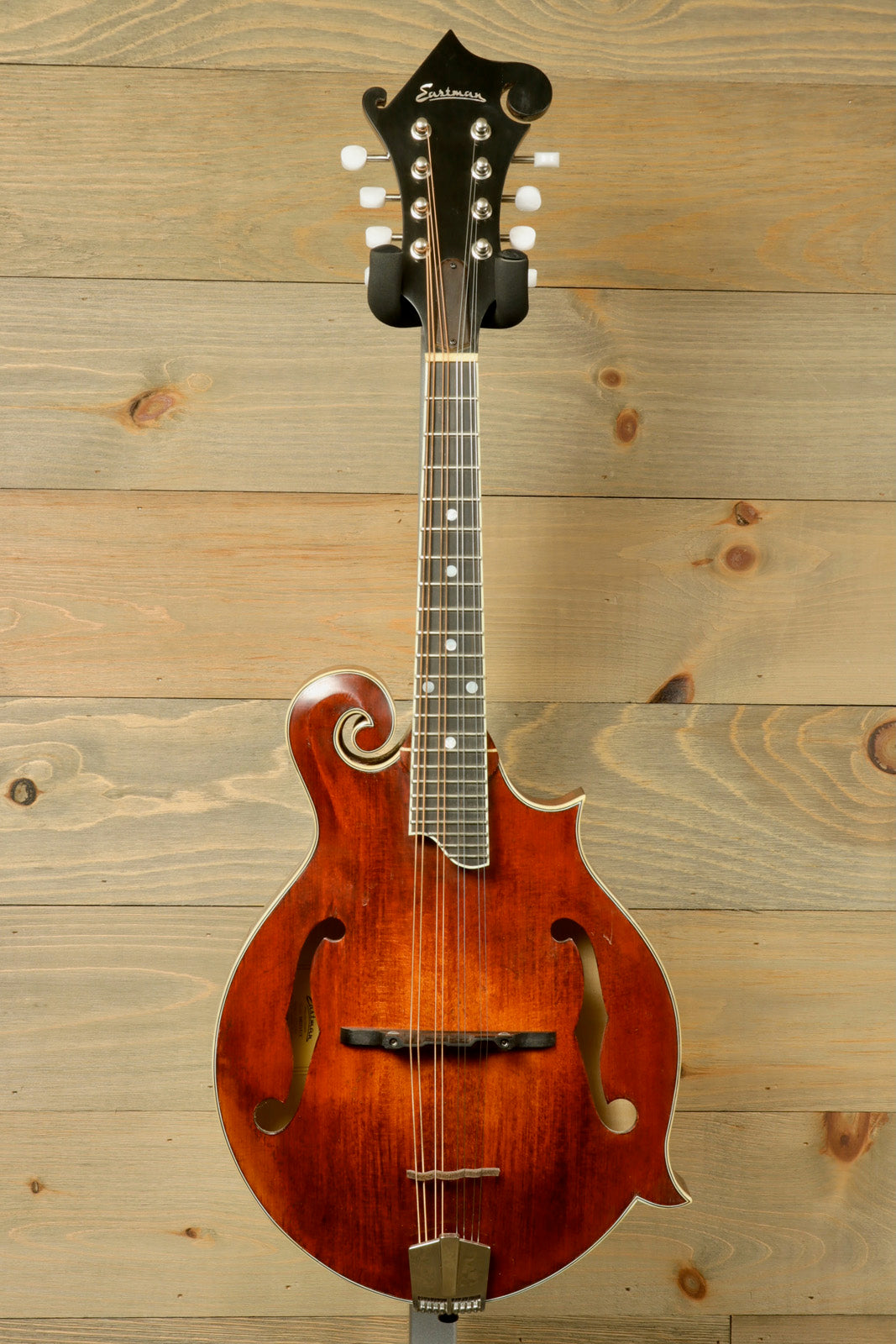 Eastman MD515/v mandolin in sunburst finish with hardshell case, front view - USED