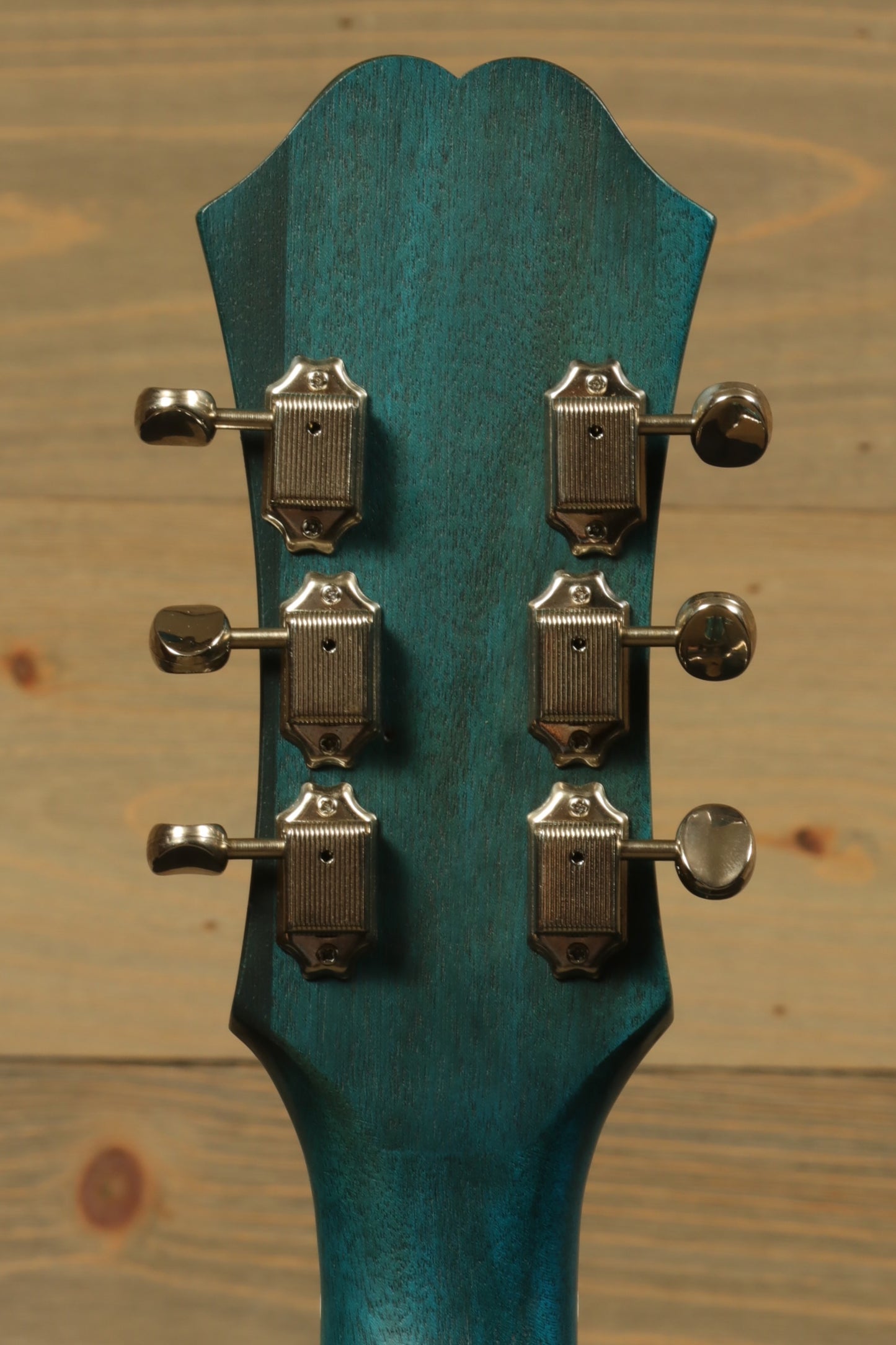 Epiphone Casino Worn, vintage sunburst finish, back view of headstock with six tuning pegs