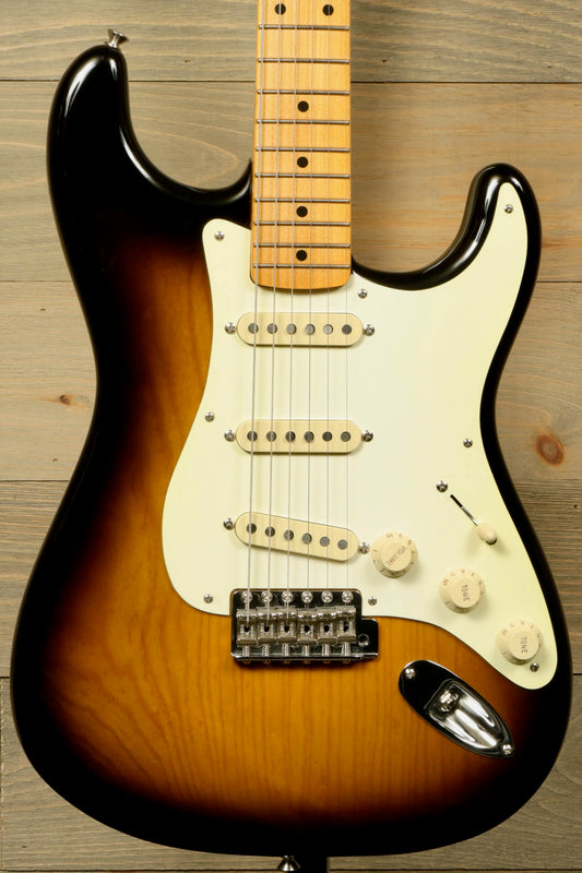 Fender Original 50's Strat with case showcasing a sunburst finish and classic pickup configuration