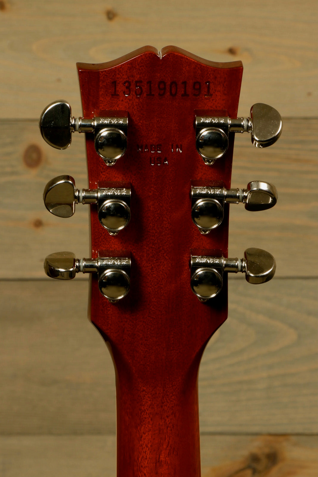 Gibson 2019 Les Paul Standard '60s Iced Tea, back neck view showcasing tuning pegs